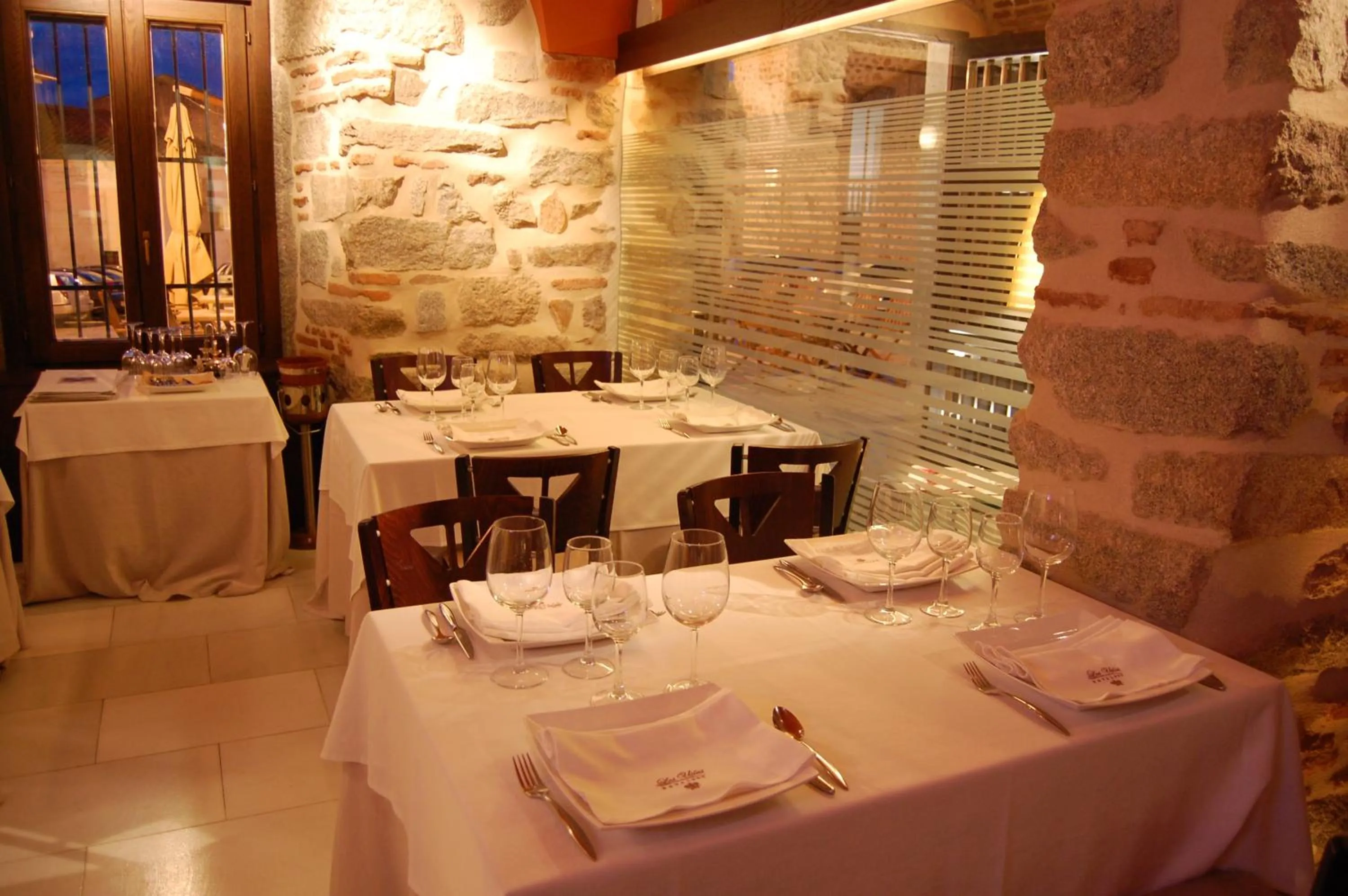 Restaurant/places to eat in Hotel Los Usías