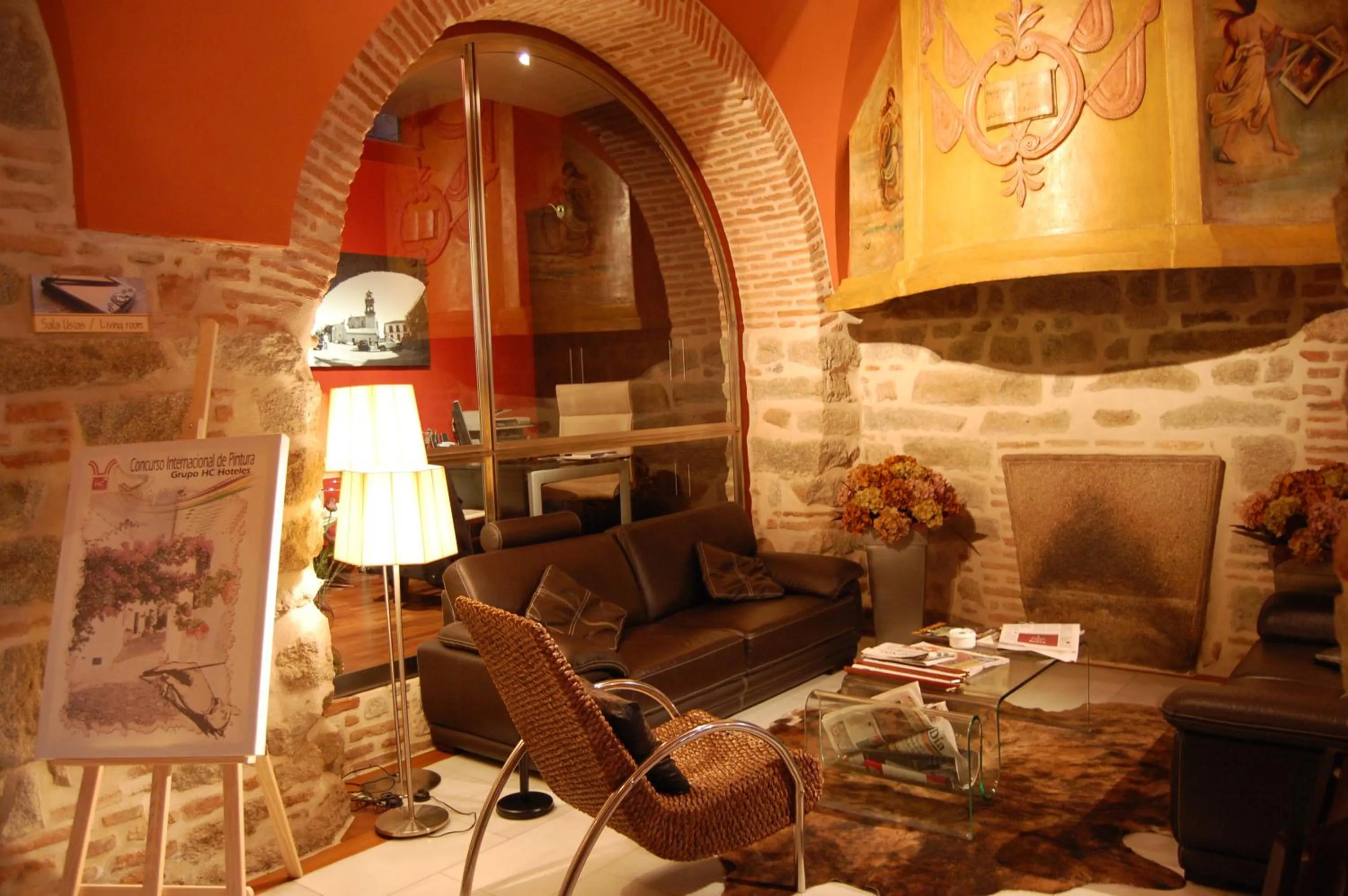 Communal lounge/ TV room in Hotel Los Usías