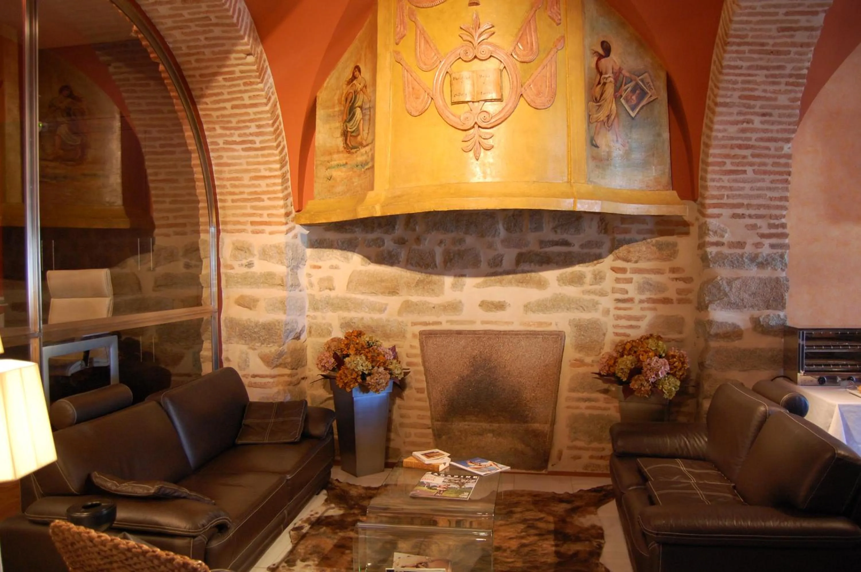 Library in Hotel Los Usías