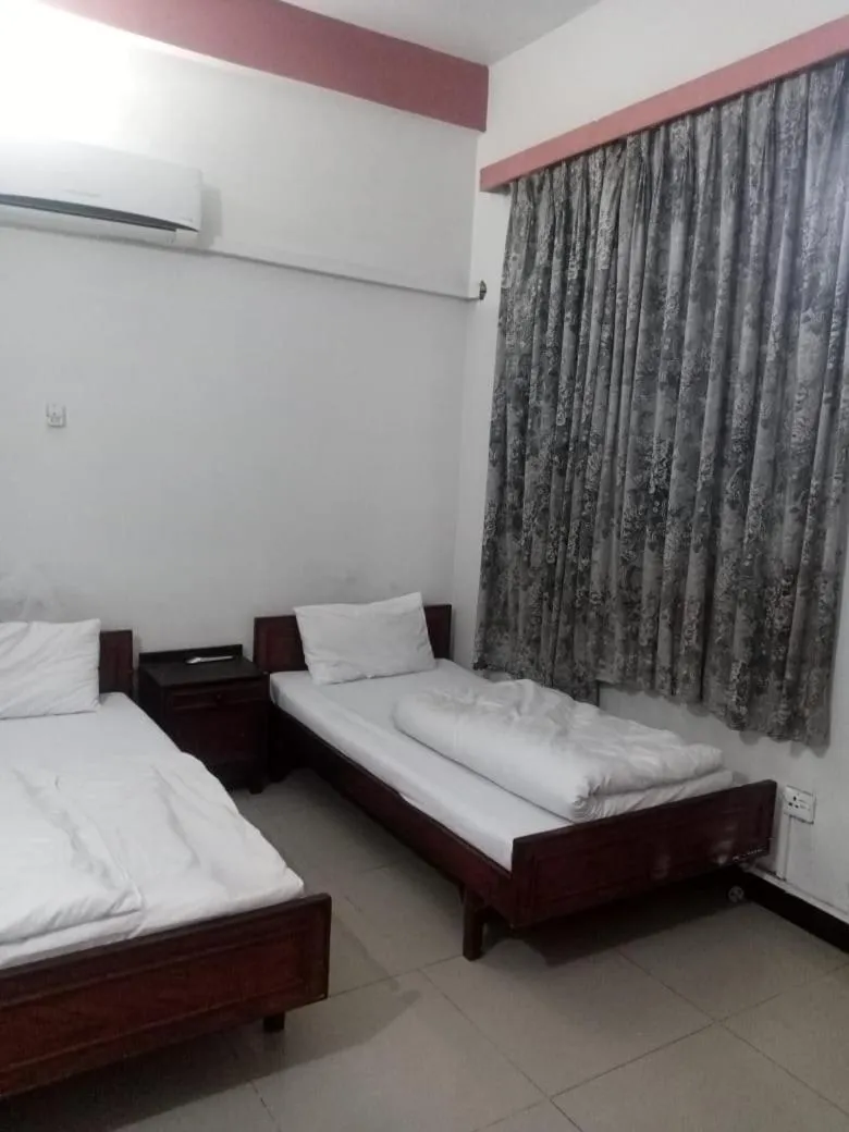 Bed in Hotel AL-Habib Islamabad