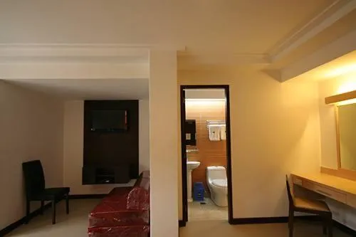 Bed in Olongapo Travel Lodge