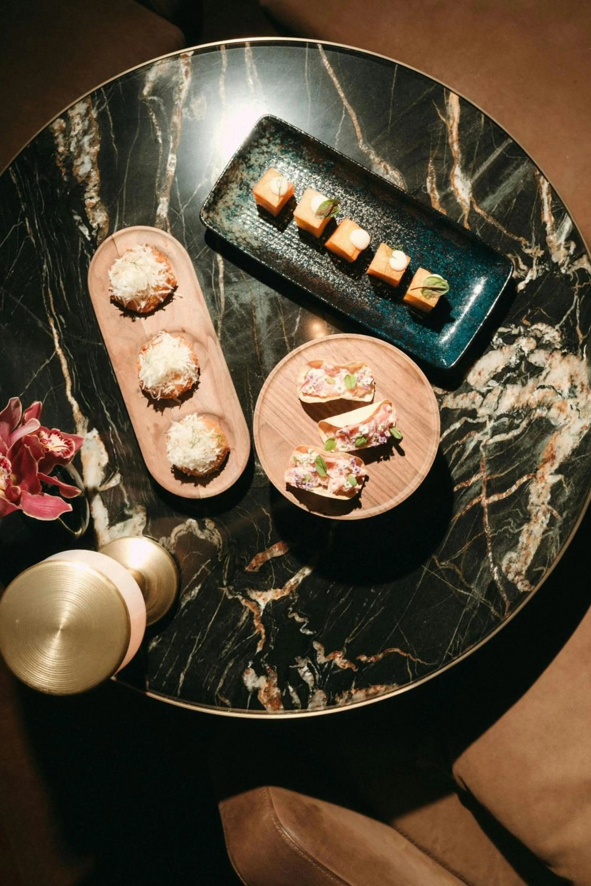 Lounge or bar in The St. Regis Belgrade