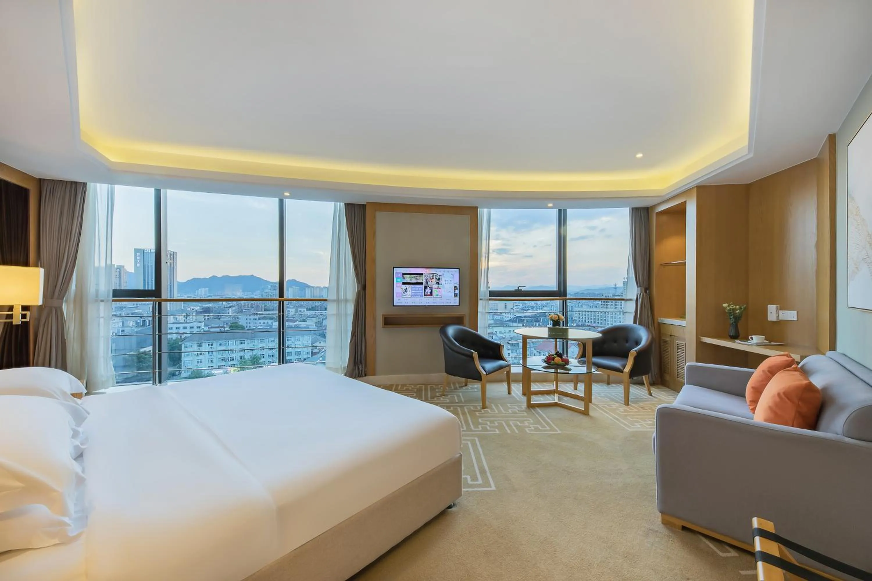 Photo of the whole room, Bed in Courtyard by Marriott Anji-Beside Zhebei Mall and Jiuzhou Mall,Live in downtown