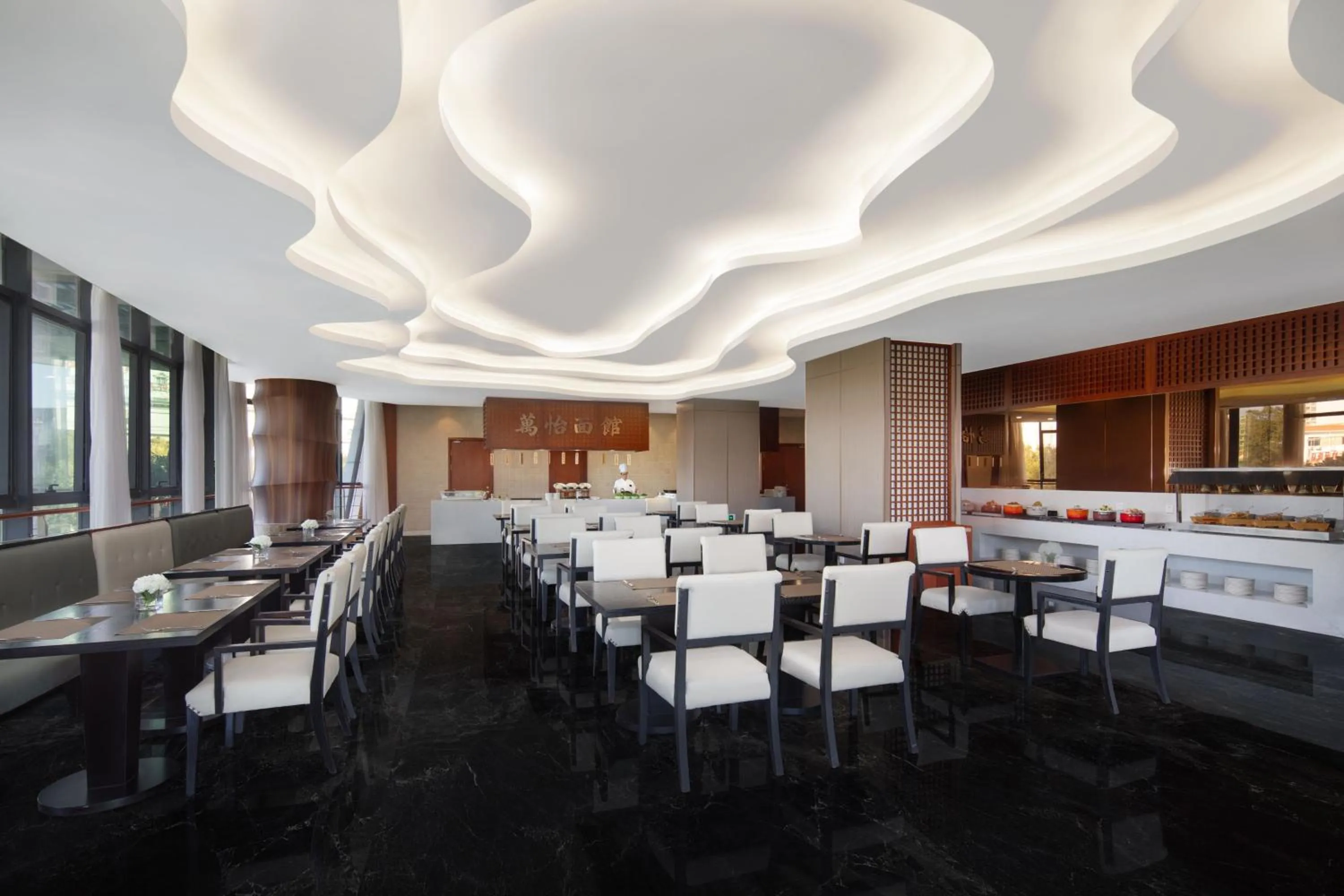 Restaurant/places to eat in Courtyard by Marriott Anji-Beside Zhebei Mall and Jiuzhou Mall,Live in downtown