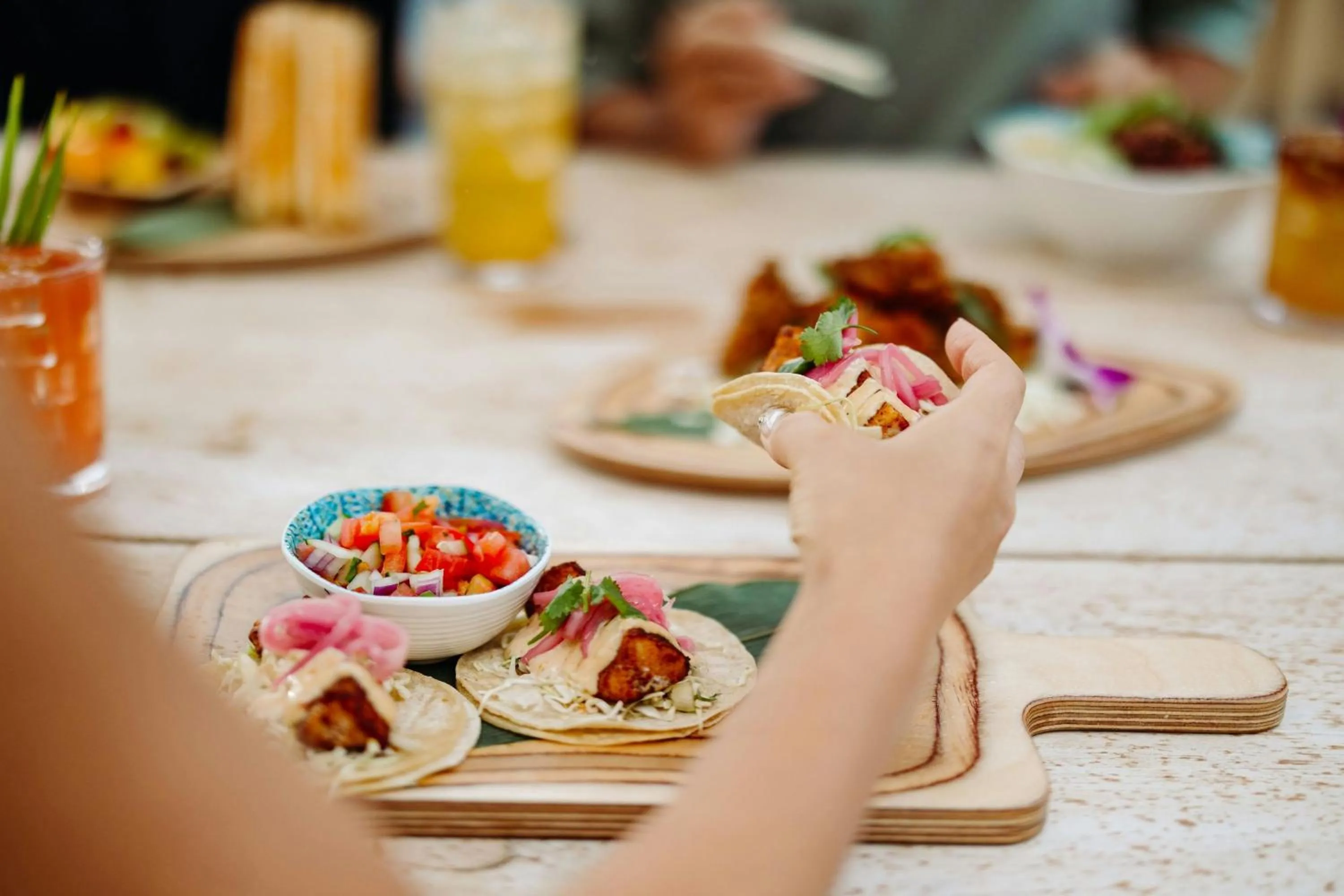 Lounge or bar in Marriott Vacation Club, Waikiki