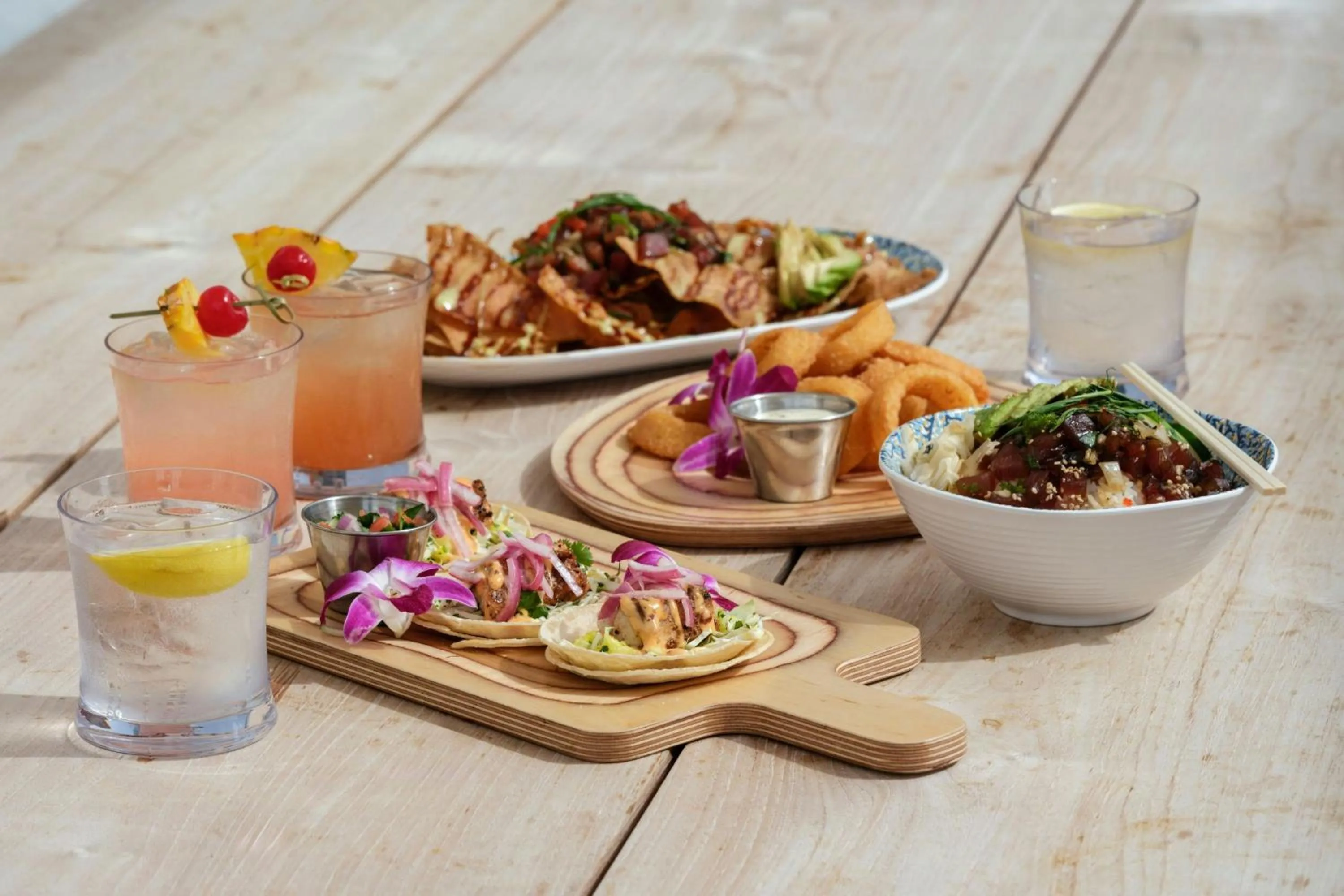 Lounge or bar in Marriott Vacation Club, Waikiki