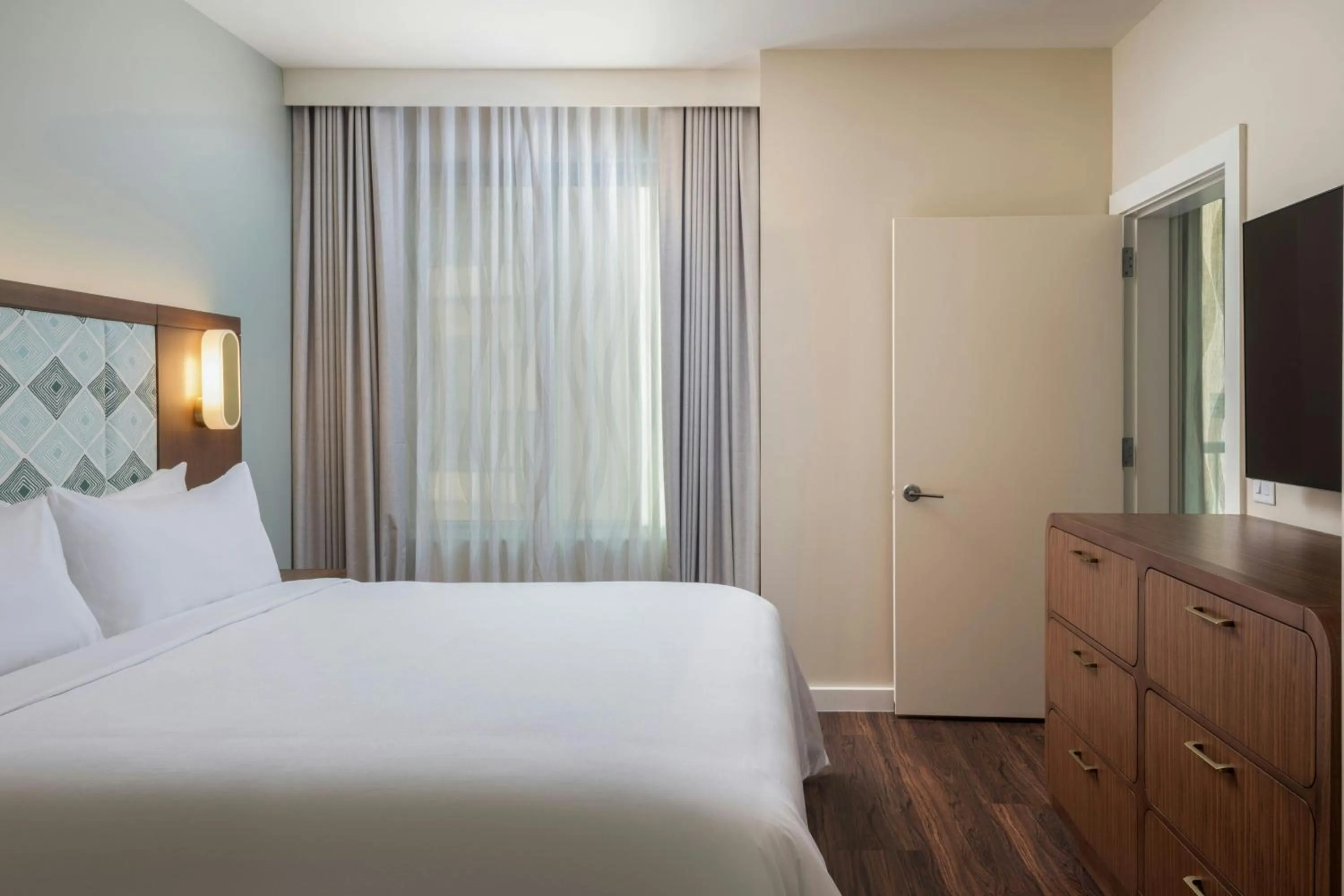 Bedroom, Bed in Marriott Vacation Club, Waikiki