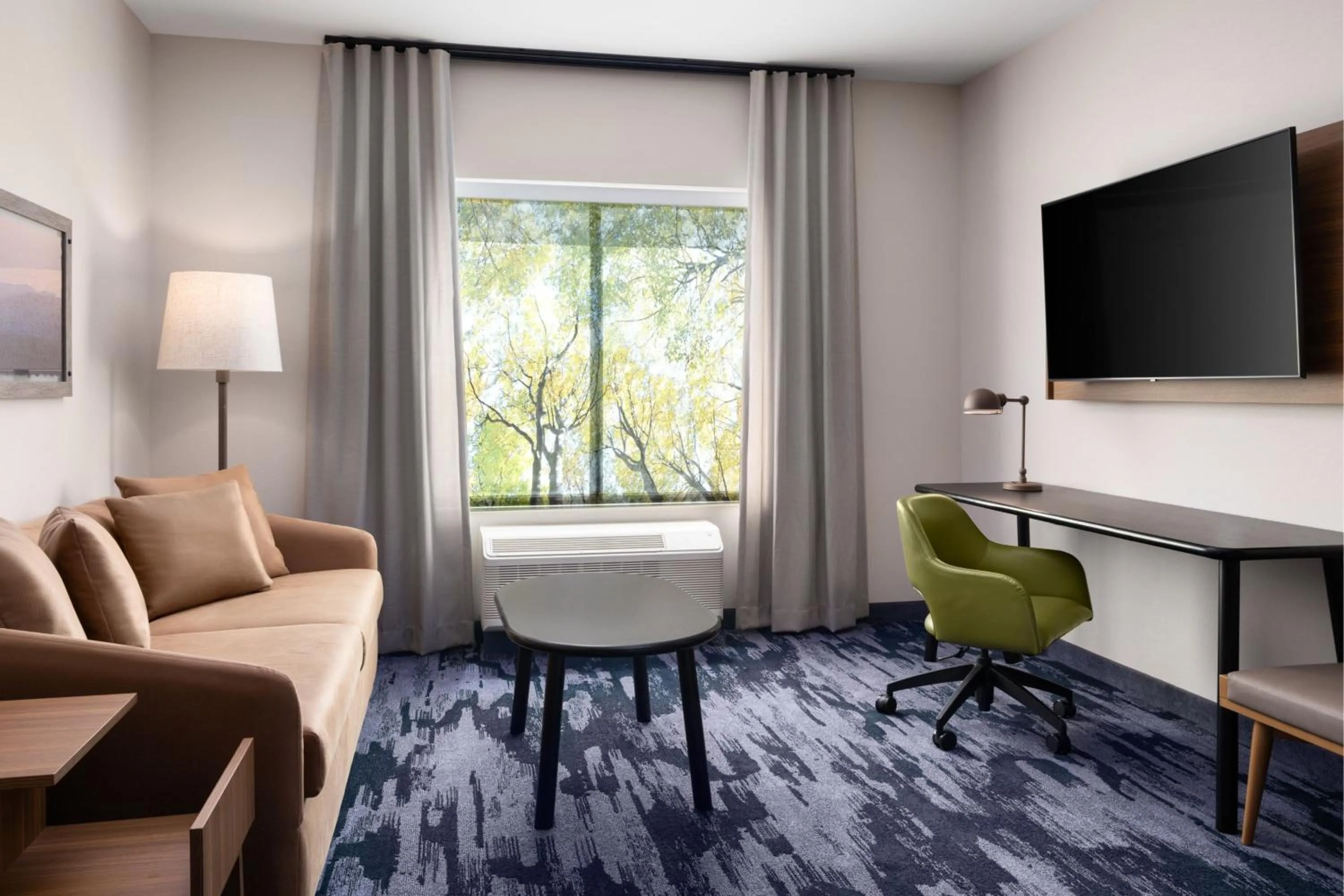 Lounge or bar in Fairfield by Marriott Inn & Suites Waycross