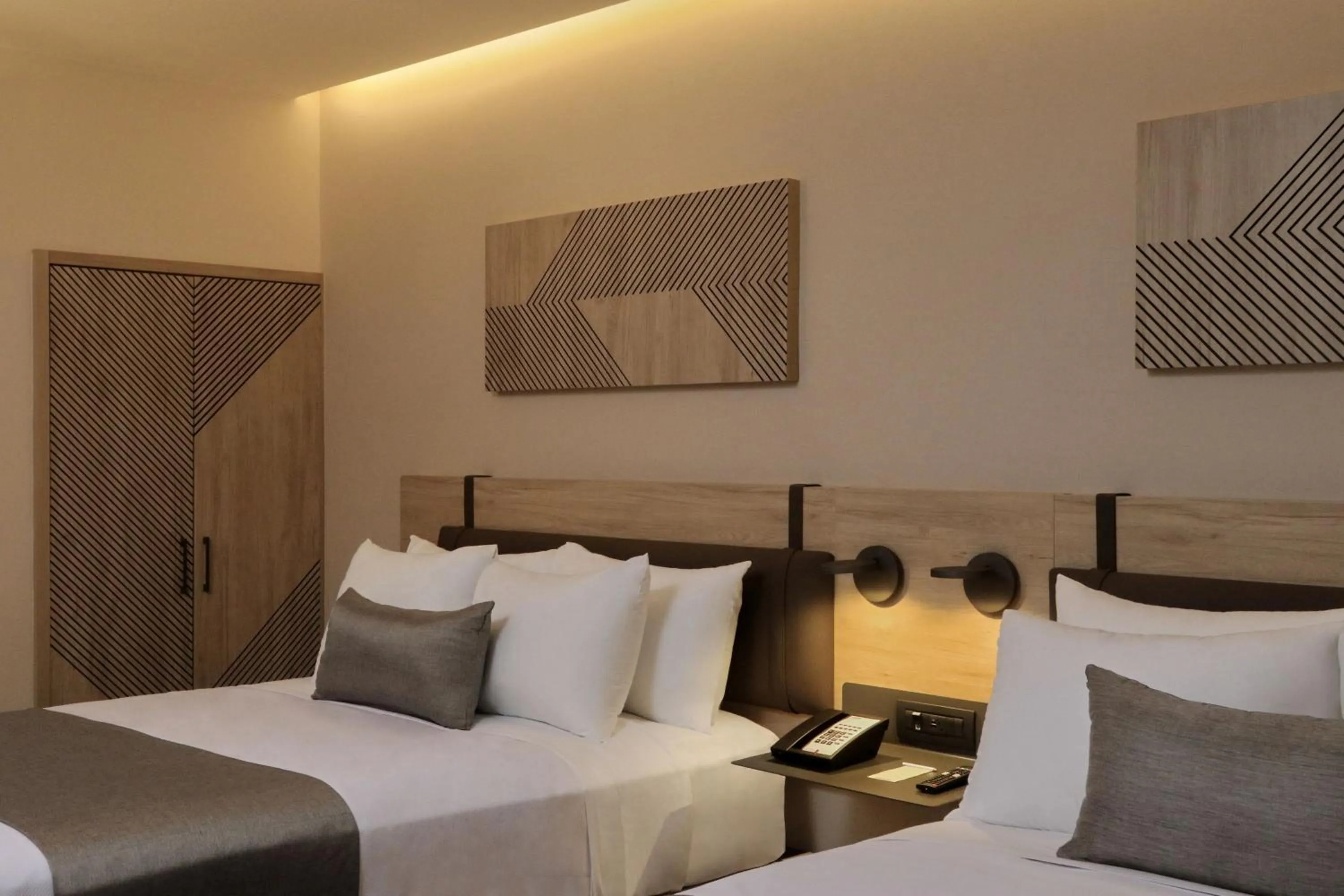 Photo of the whole room, Bed in City Express Plus by Marriott Monterrey Centro