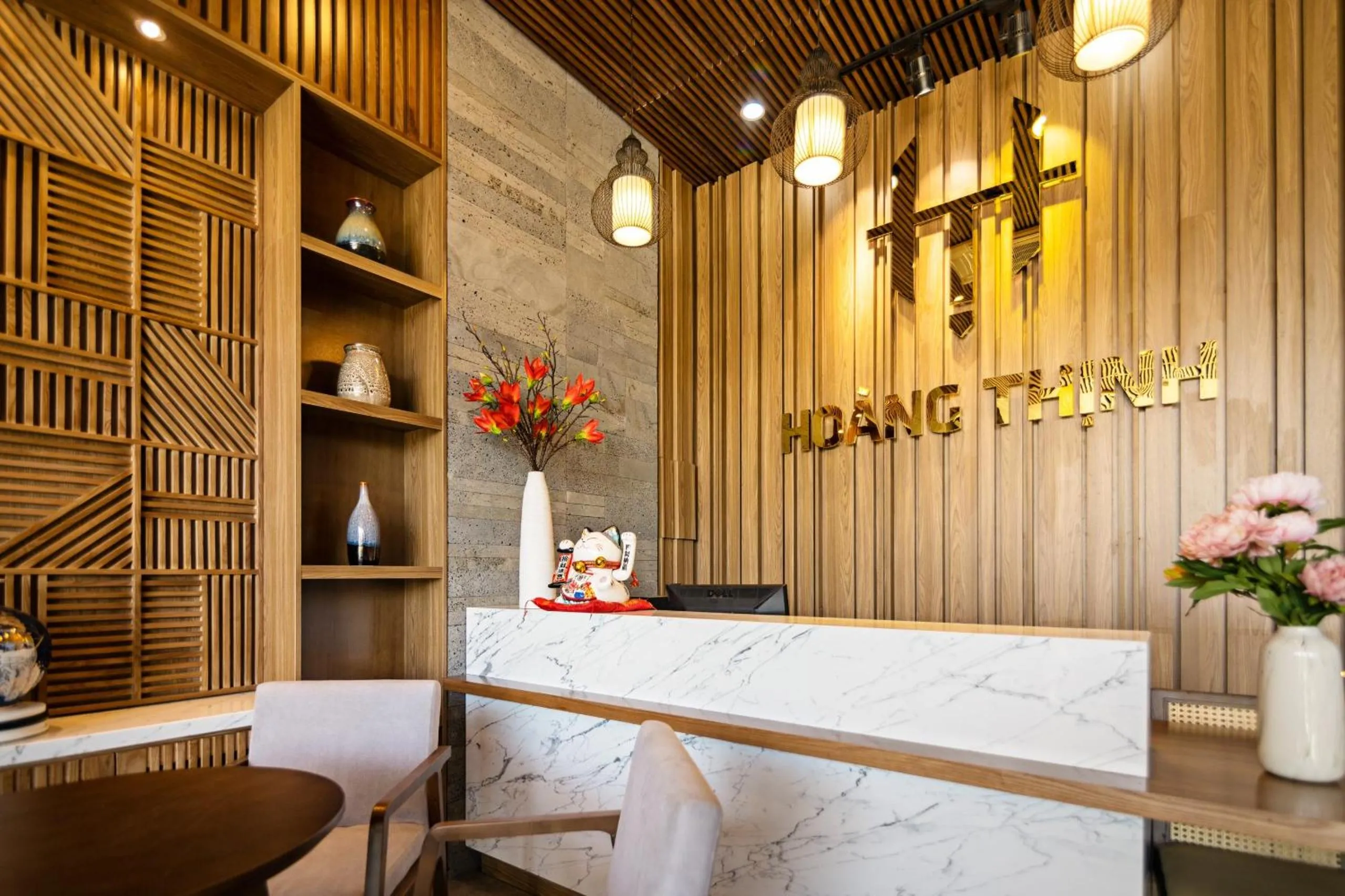Lobby or reception in Hoàng Thịnh Hotel & Apartment Danang