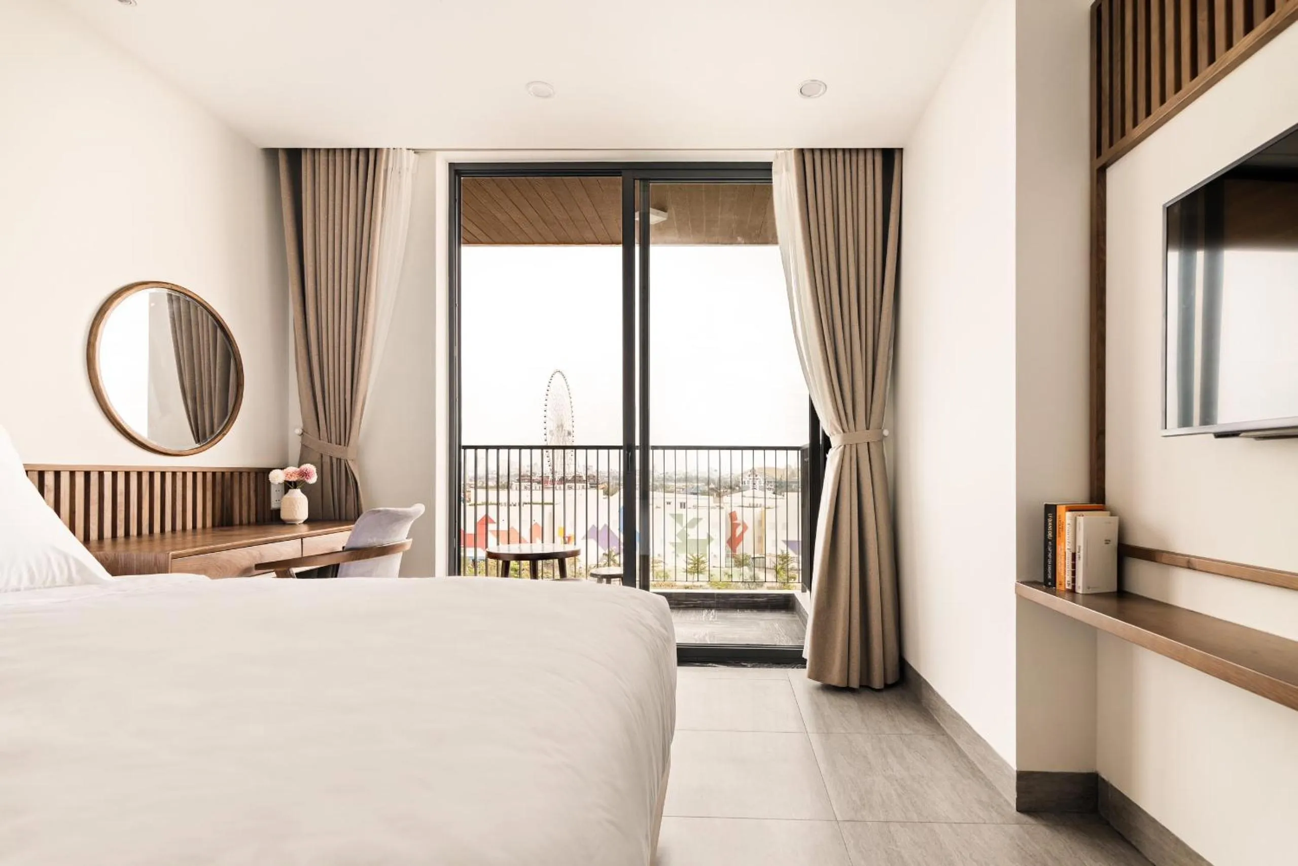 Bedroom, Bed in Hoàng Thịnh Hotel & Apartment Danang