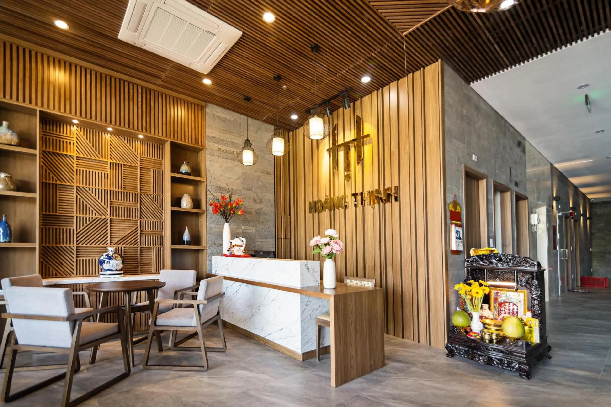 Lobby or reception in Hoàng Thịnh Hotel & Apartment Danang
