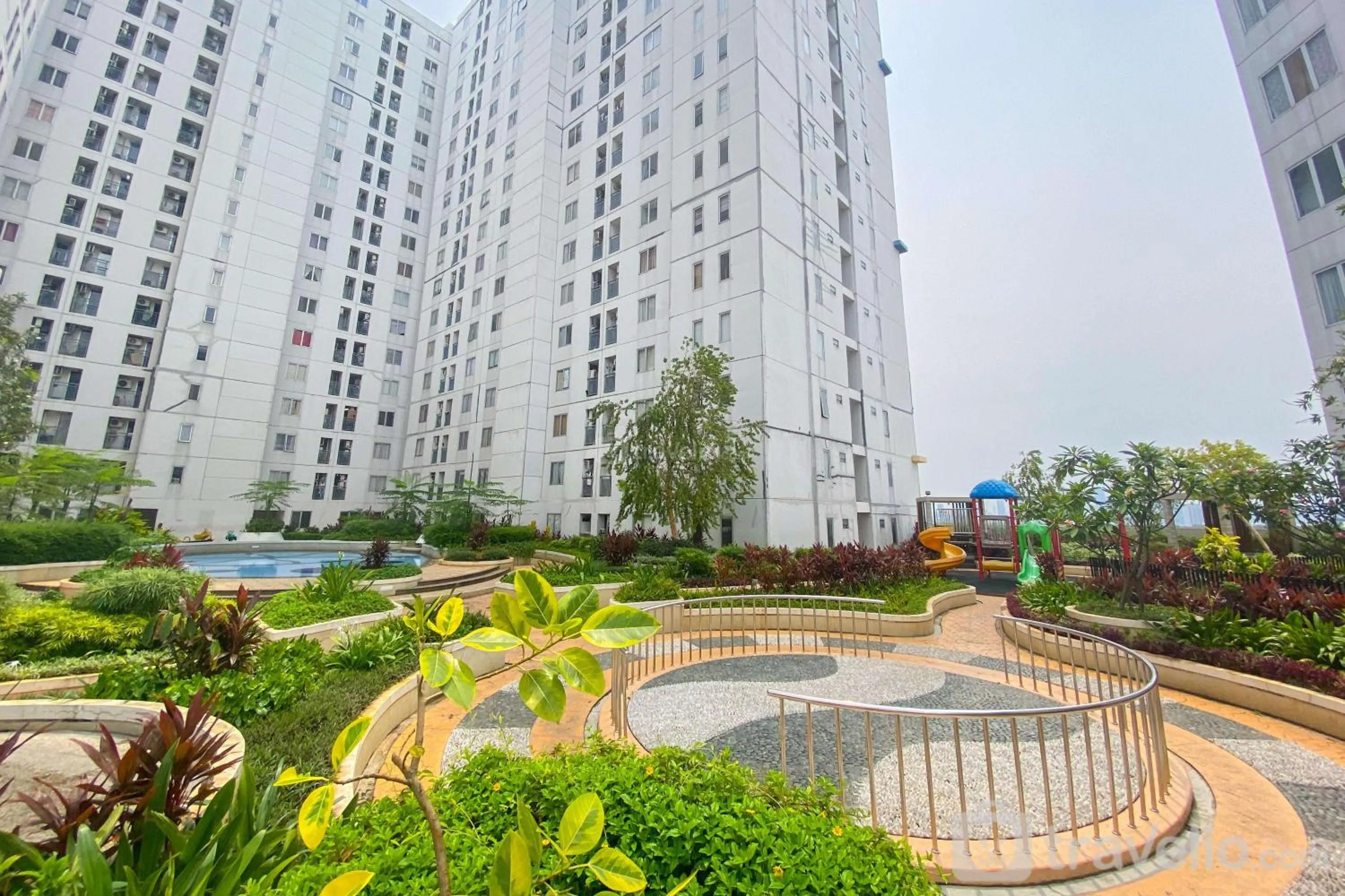 Bed in Best Deal and Spacious Studio at Bassura City Apartment By Travelio