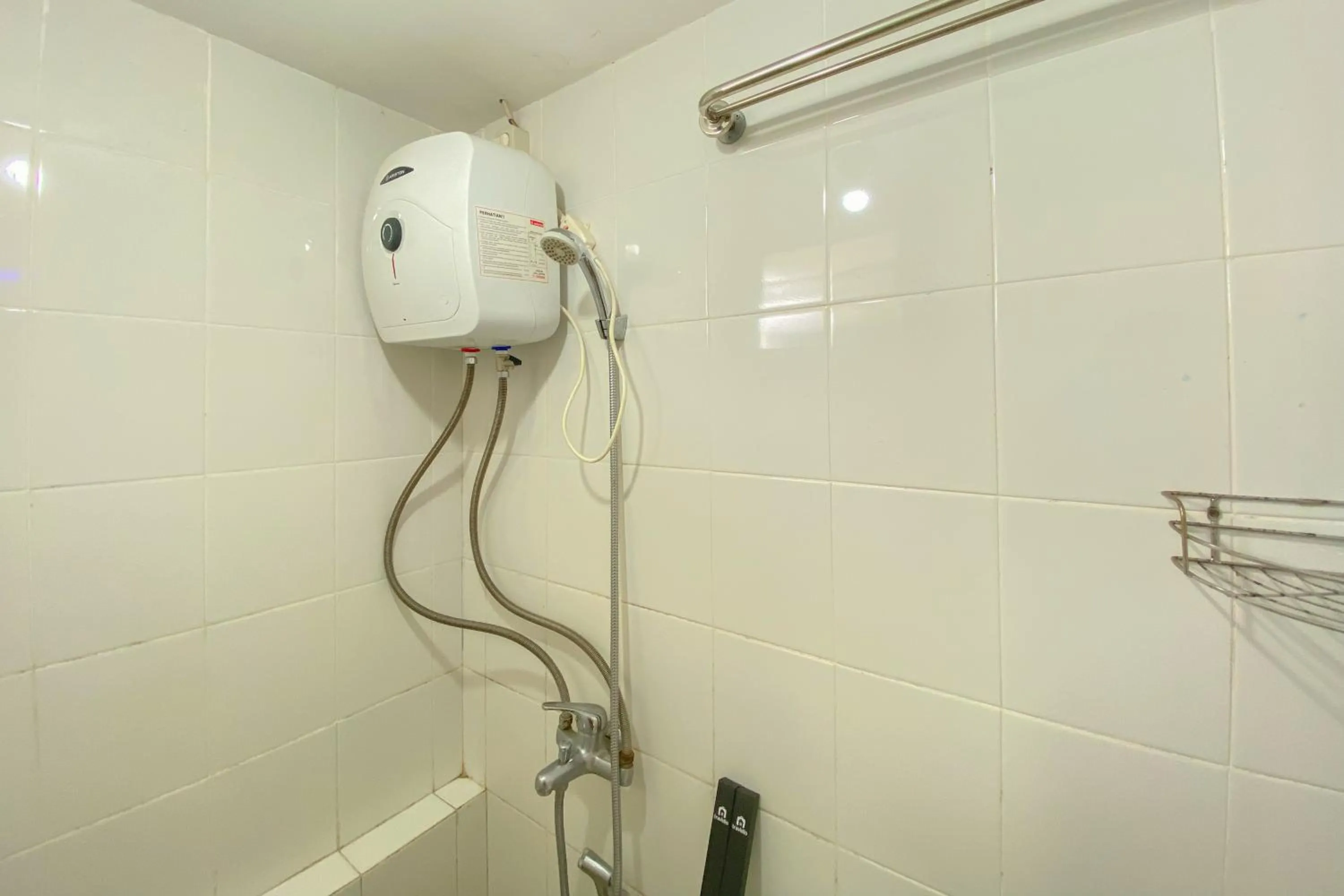 Best Deal and Spacious Studio at Bassura City Apartment By Travelio