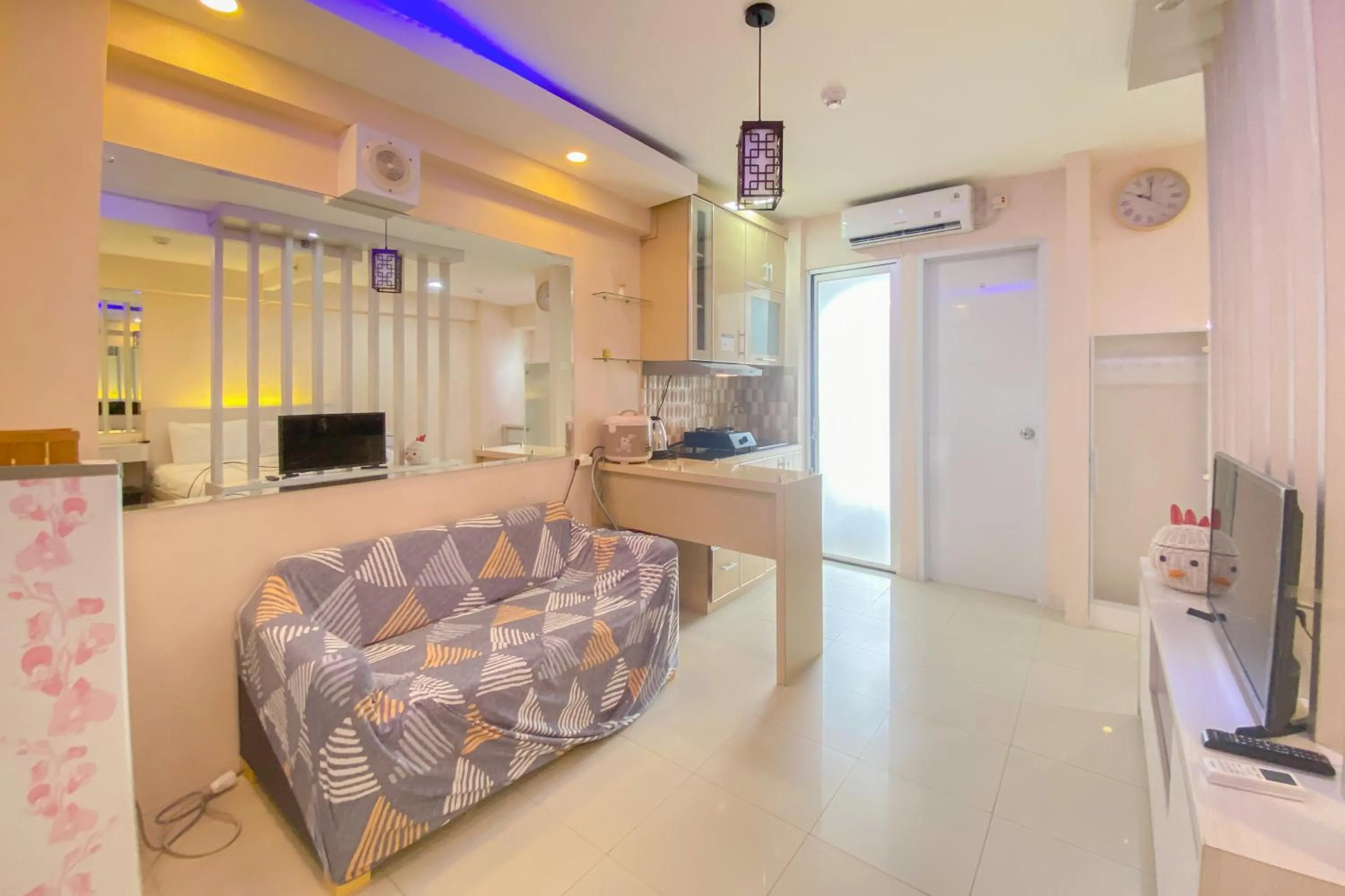 Best Deal and Spacious Studio at Bassura City Apartment By Travelio