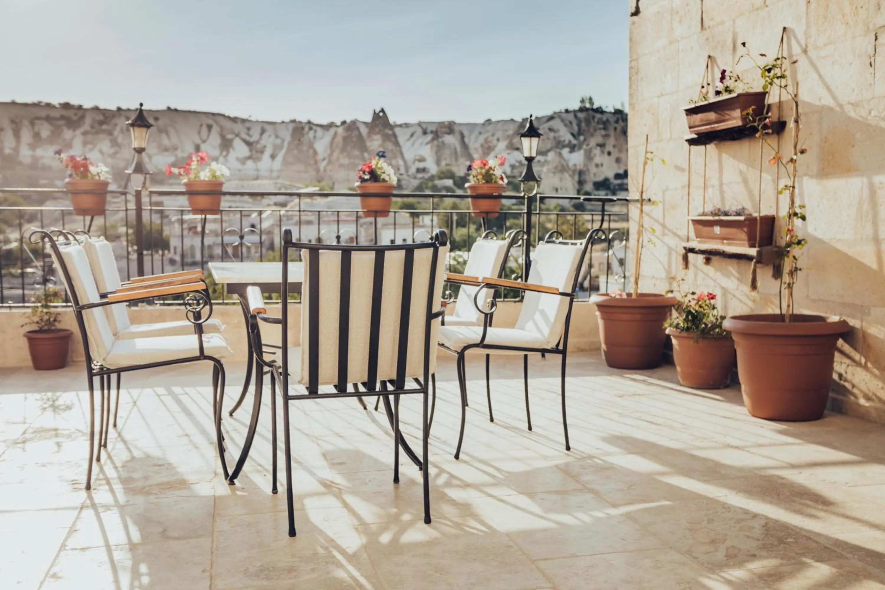 Balcony/Terrace in Güven Cave Hotel