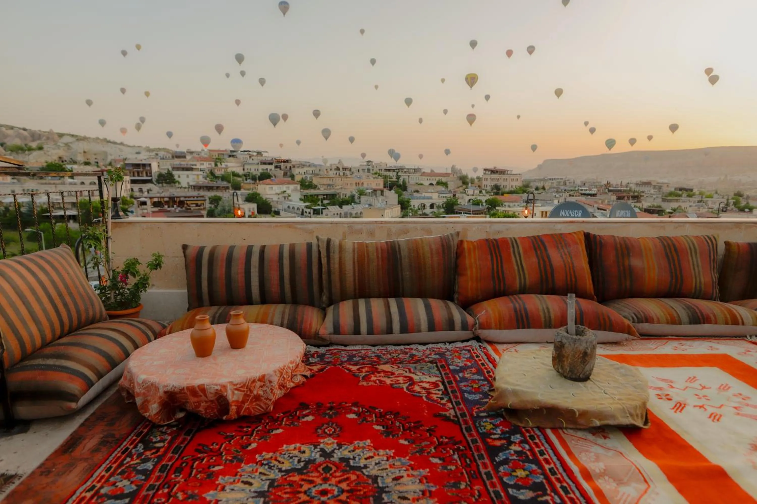 Balcony/Terrace in Güven Cave Hotel