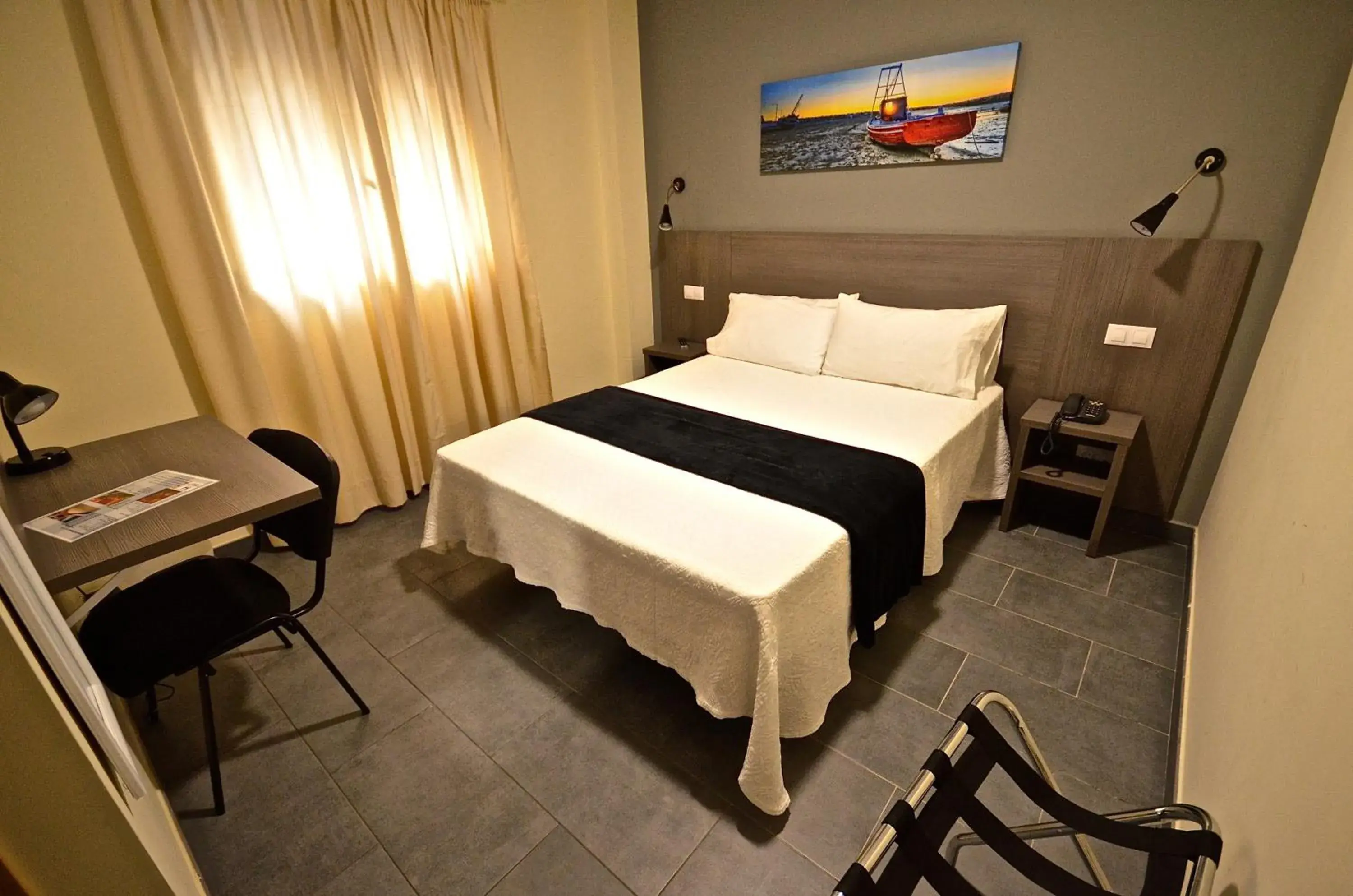 Double Room in Hotel Puerto Canteras Double Room in Hotel Puerto Canteras