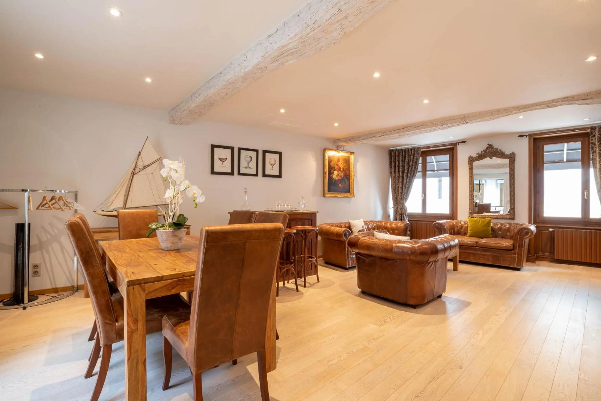 Lounge or bar in La Maison de Maurice