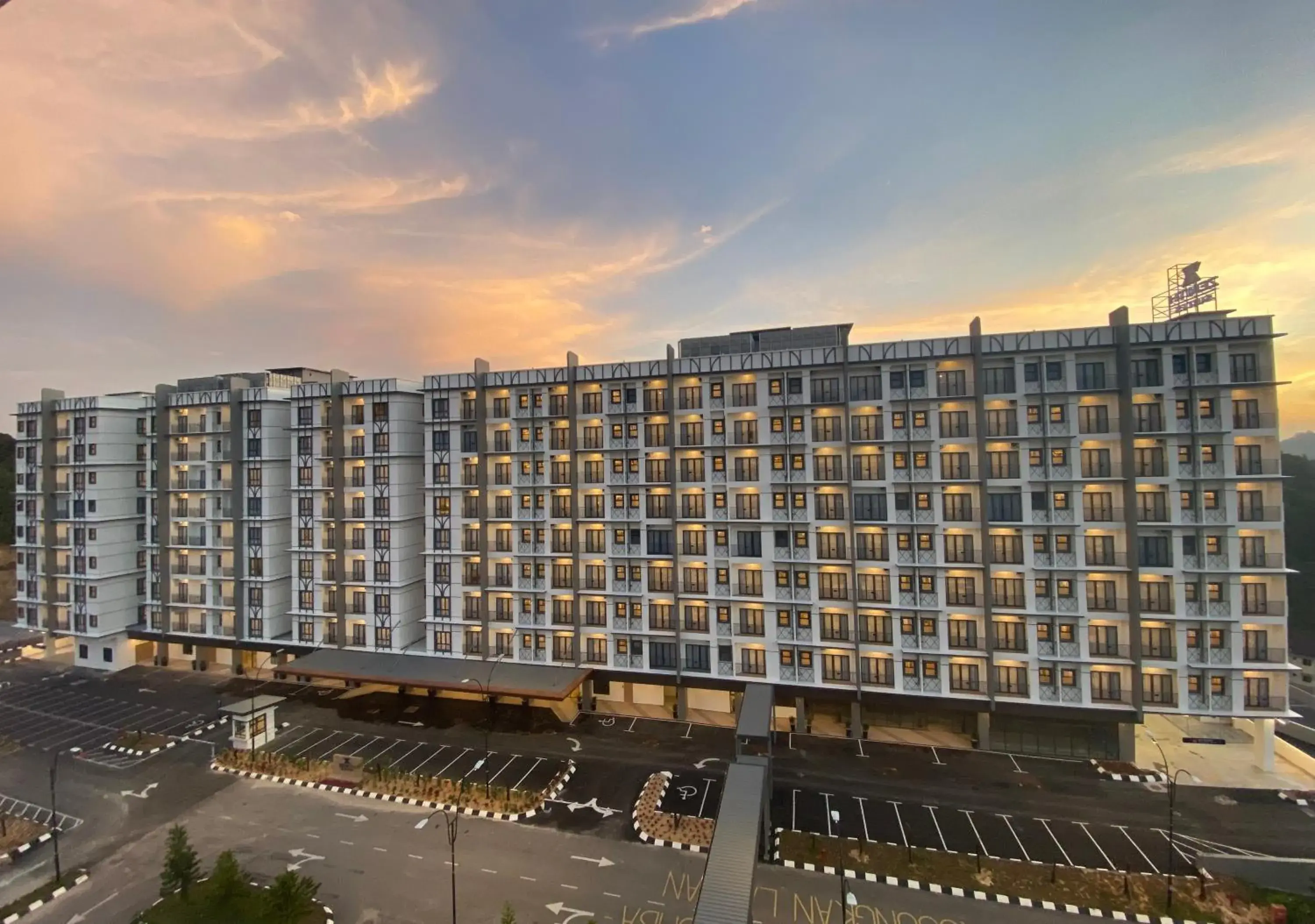 Zenith Suites Cameron Zenith Suites Cameron