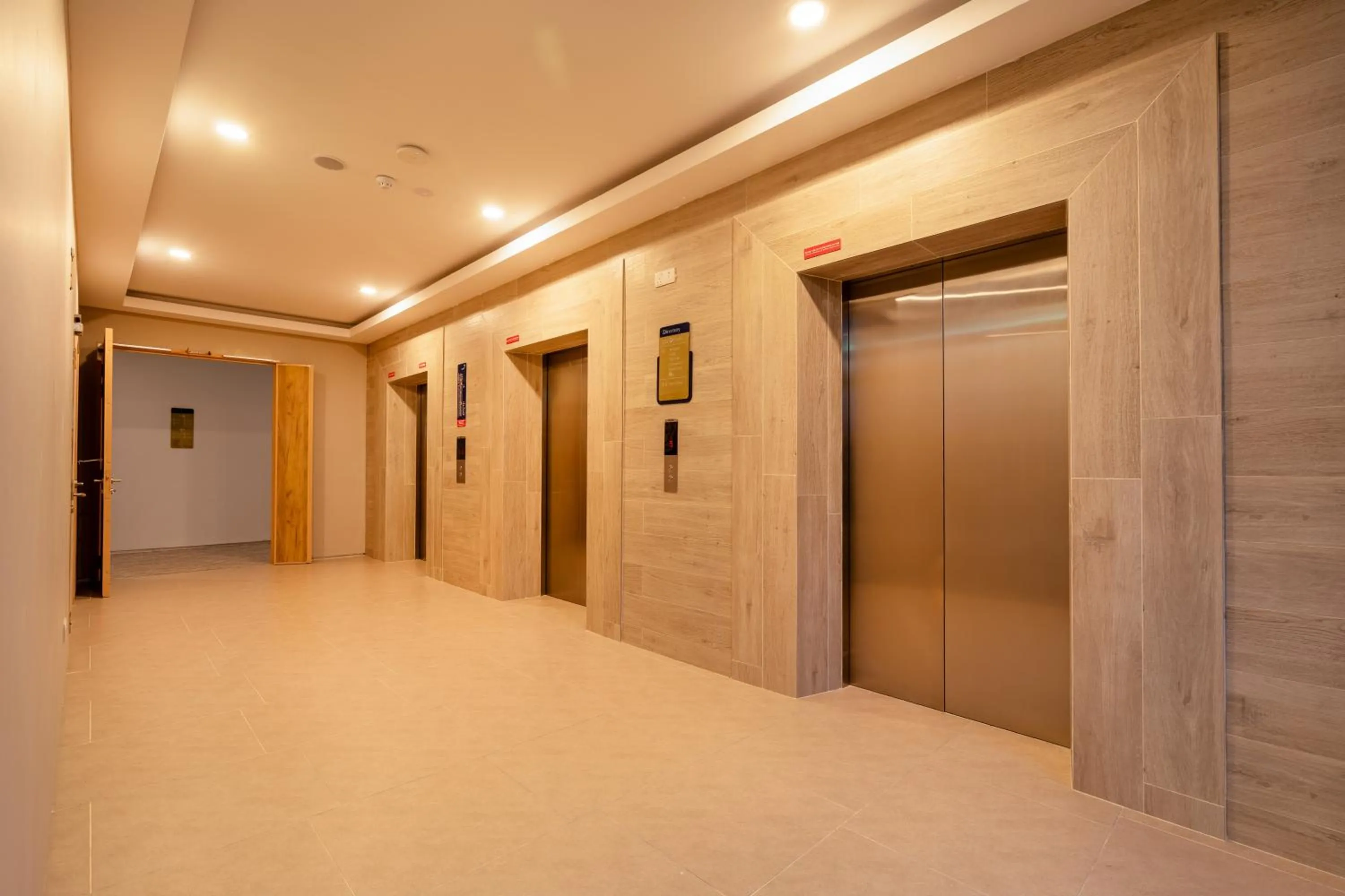 elevator in Zenith Suites Cameron