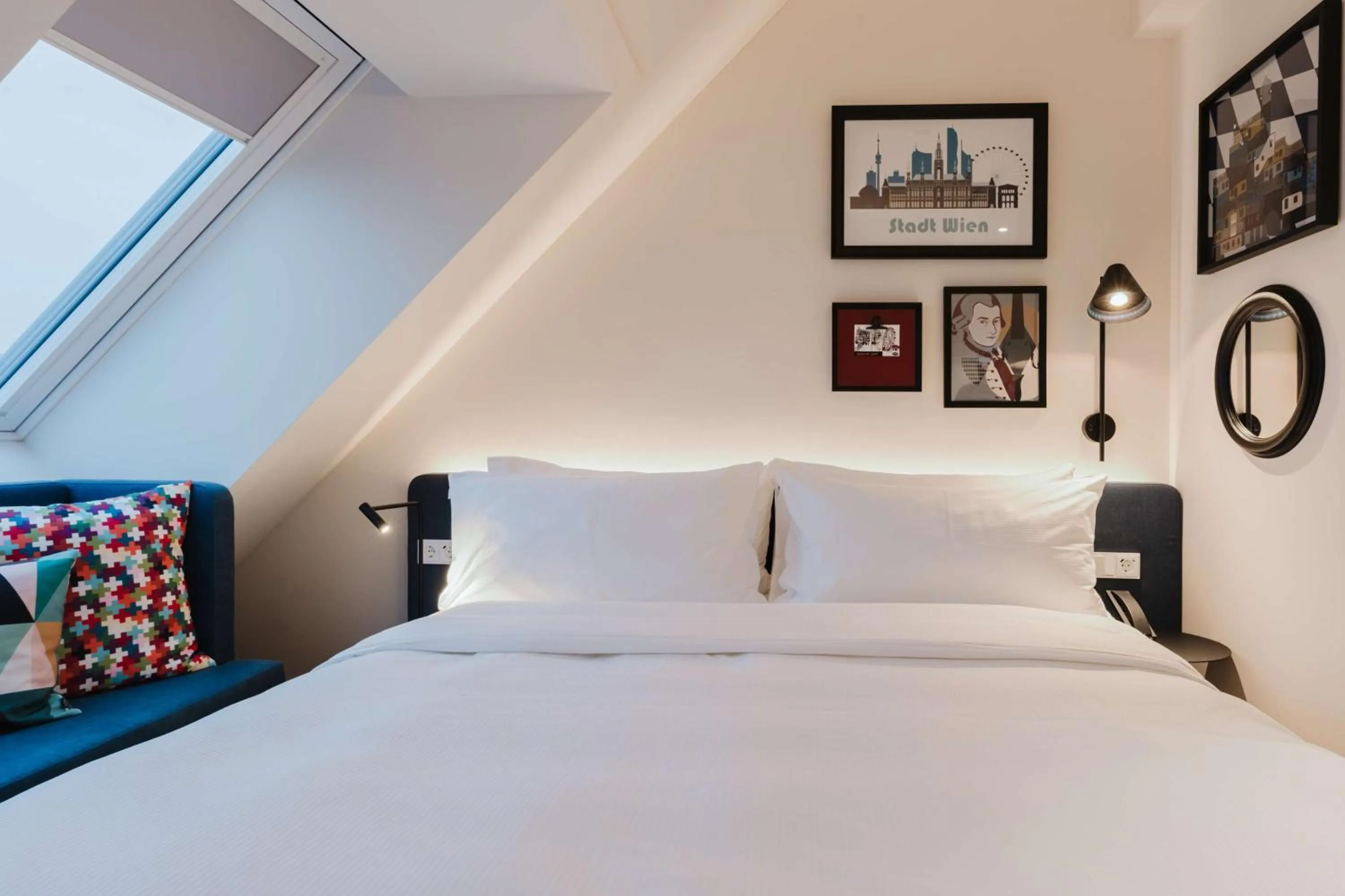 Bed in Hampton By Hilton Vienna City West