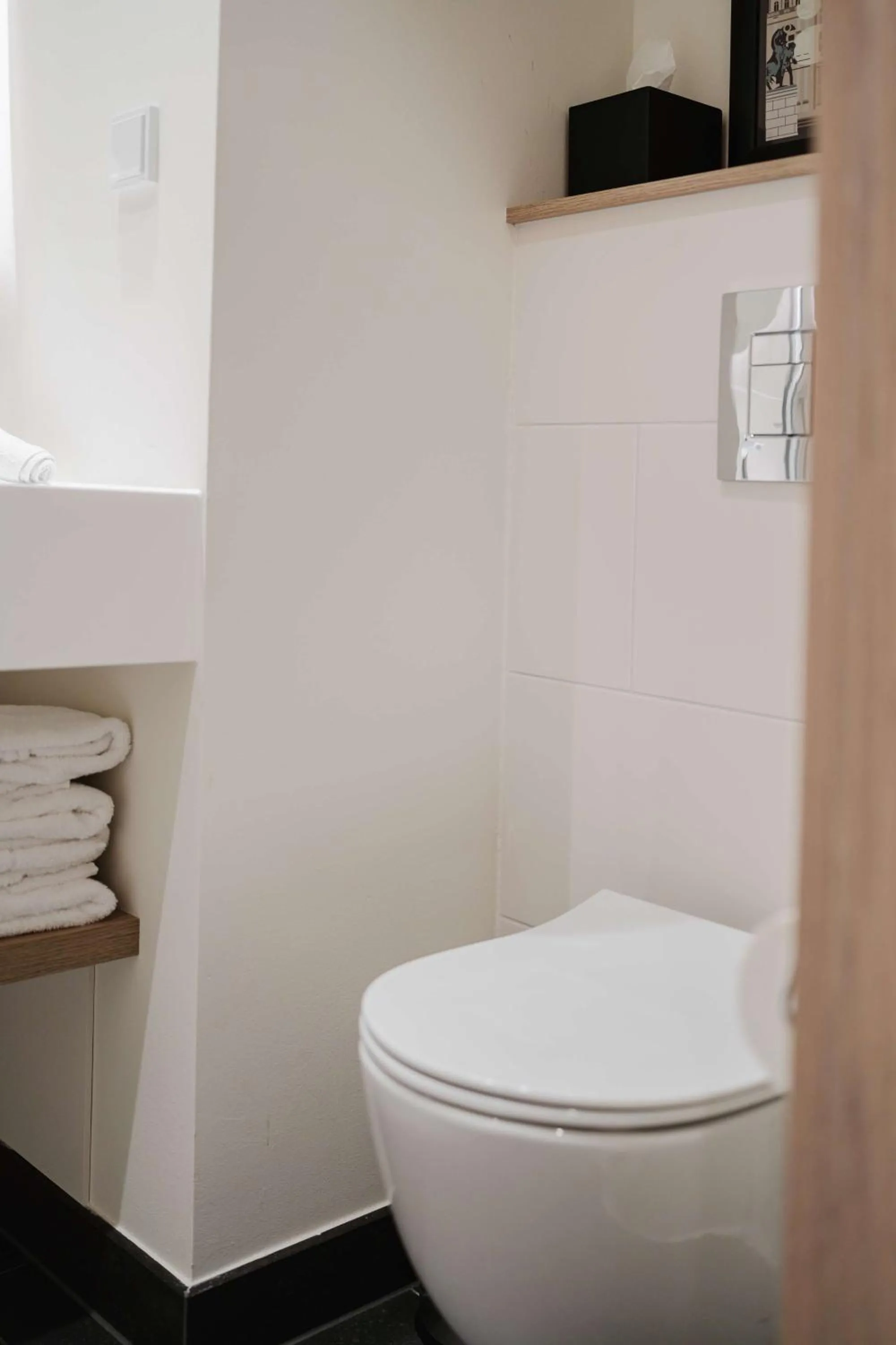 Bathroom in Hampton By Hilton Vienna City West