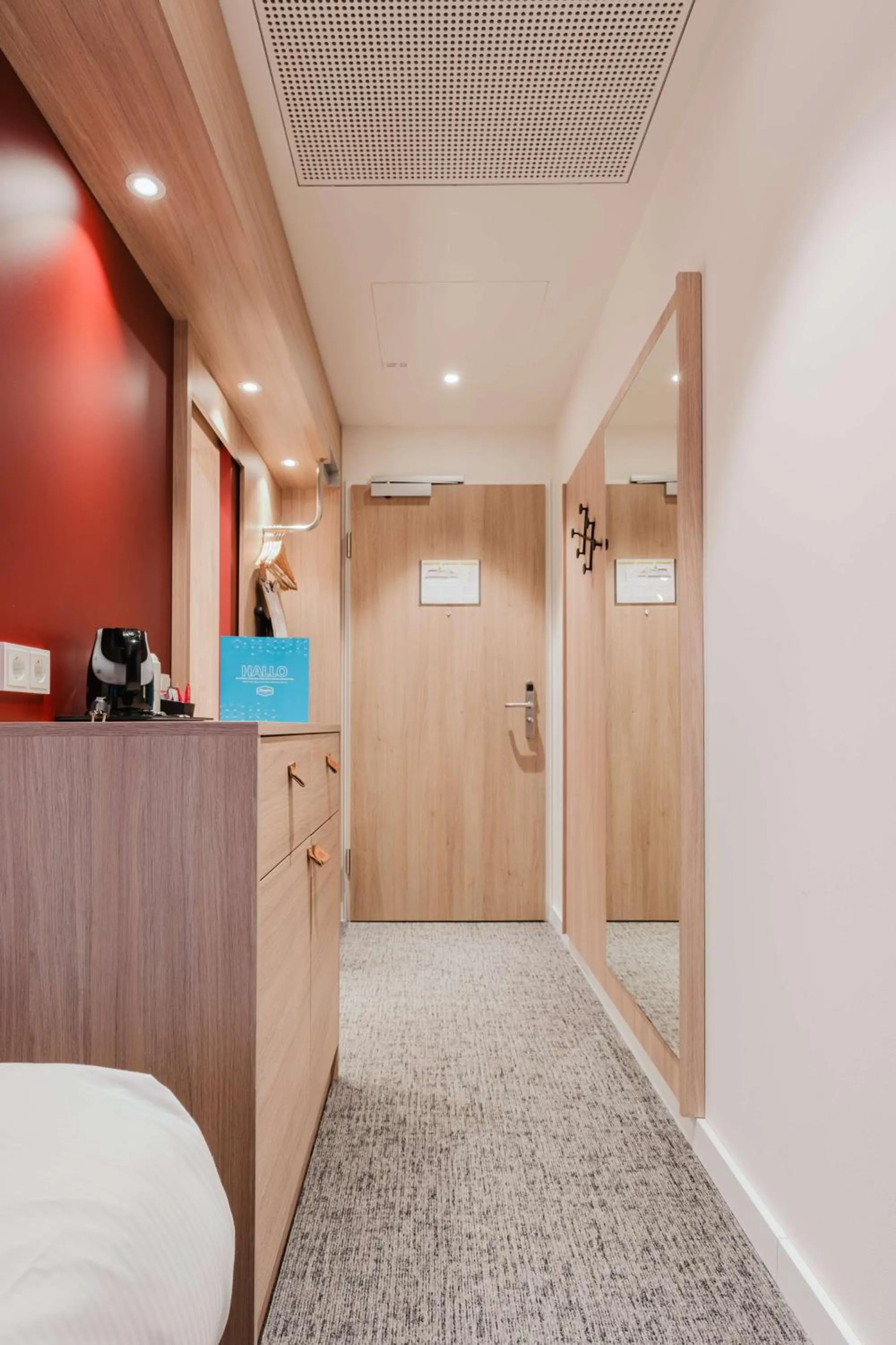 Photo of the whole room in Hampton By Hilton Vienna City West