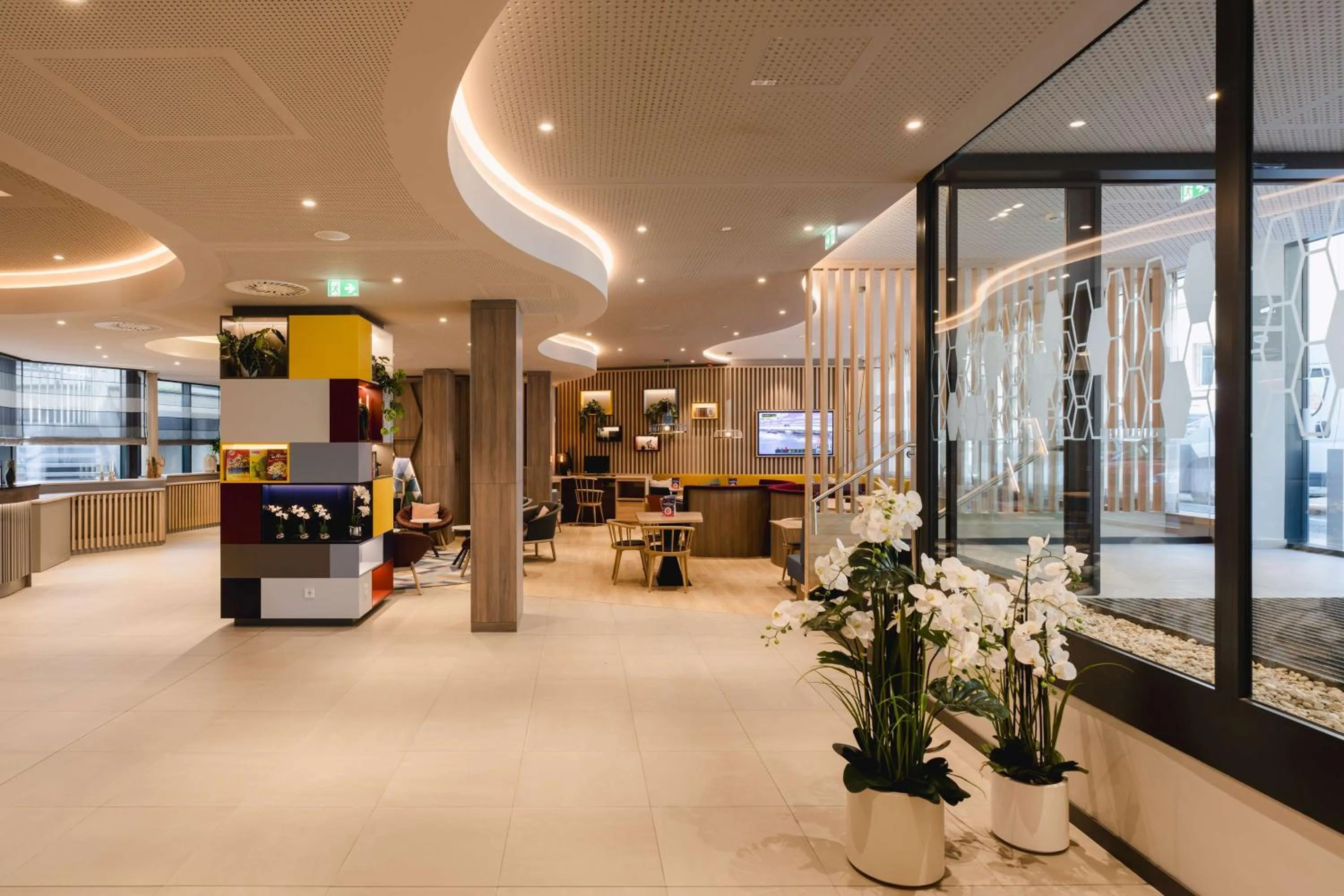 Lobby or reception in Hampton By Hilton Vienna City West