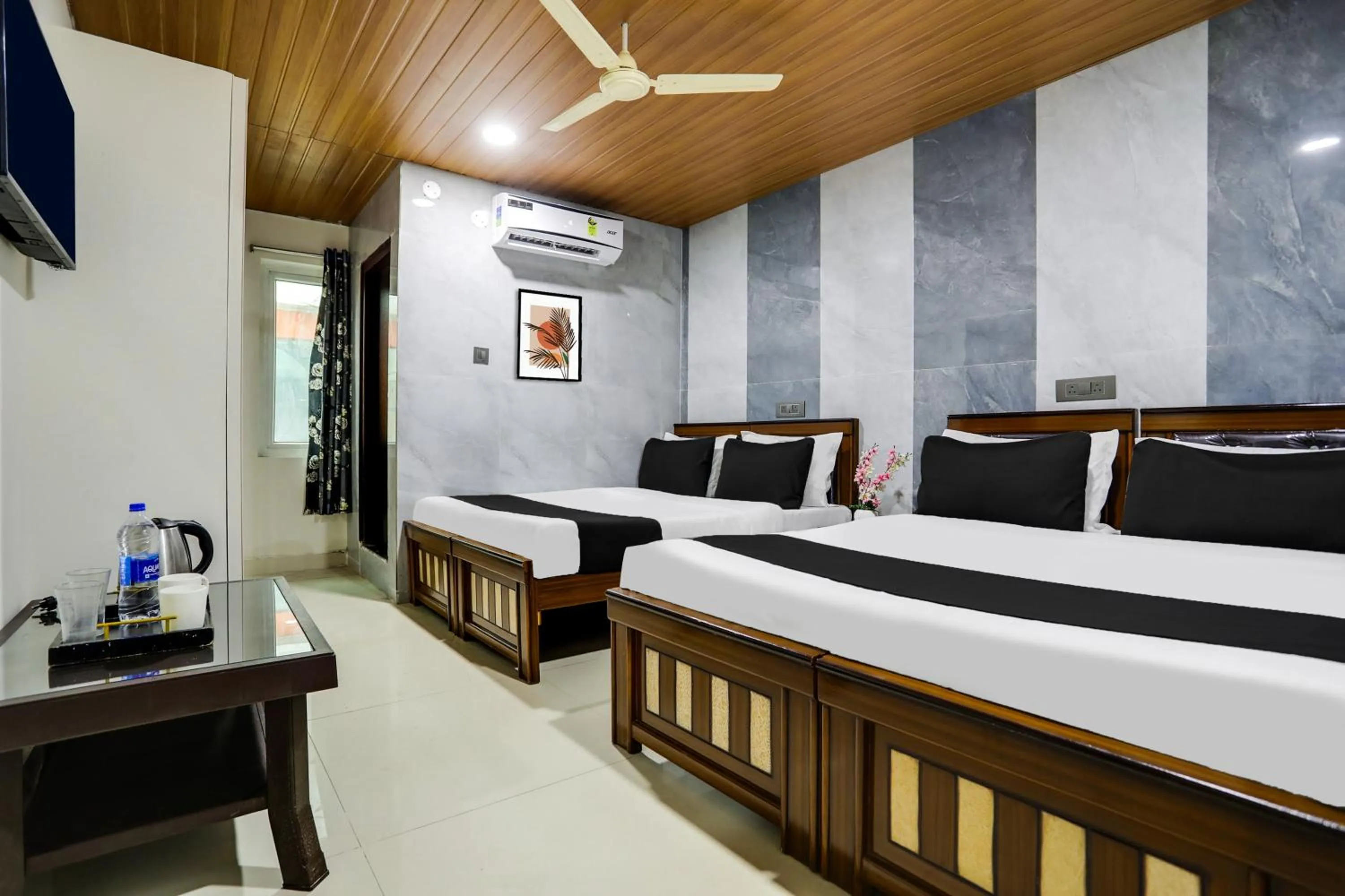Bedroom, Bed in Super Hotel O Madhapur VIP Hills