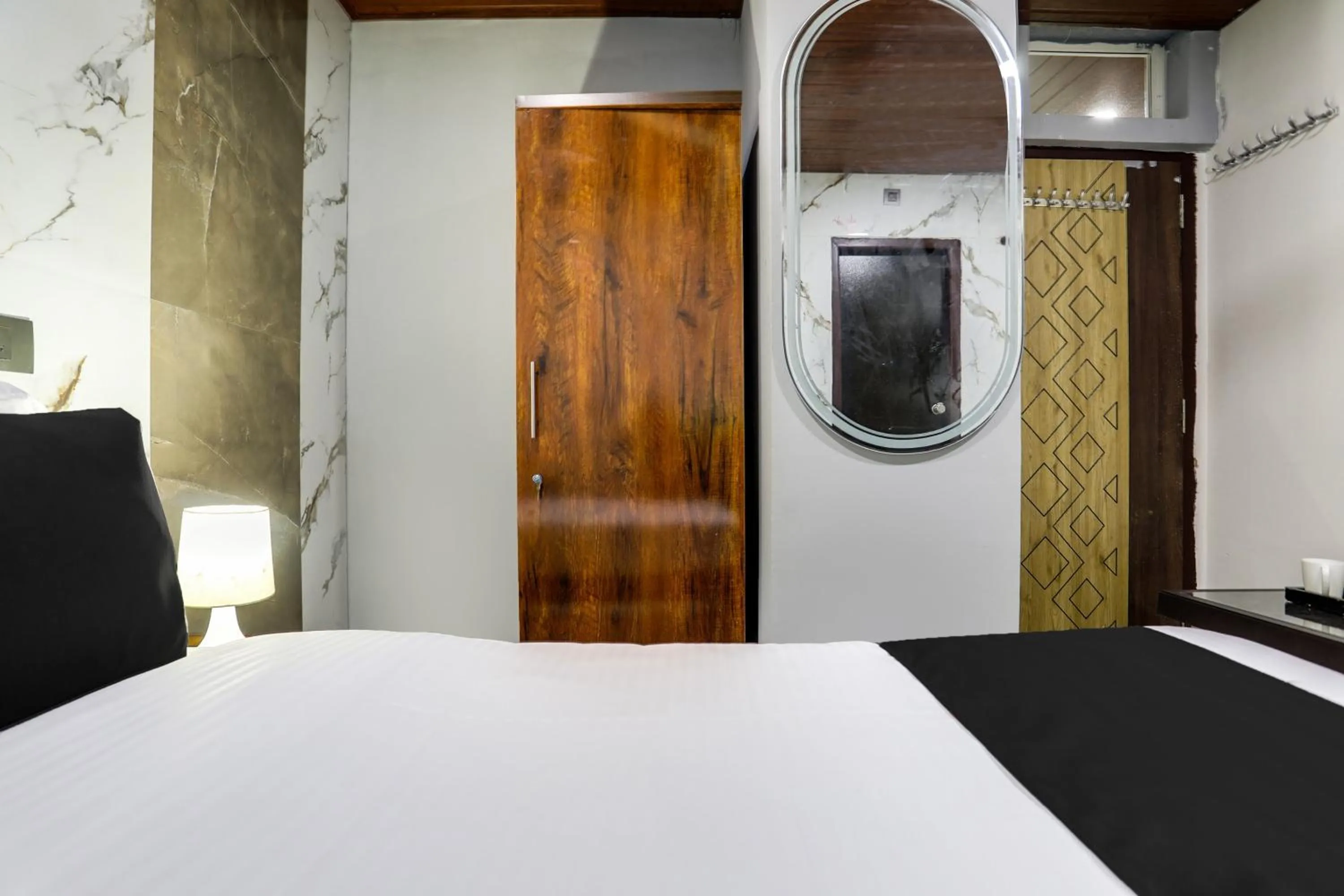 Bedroom, Bed in Super Hotel O Madhapur VIP Hills