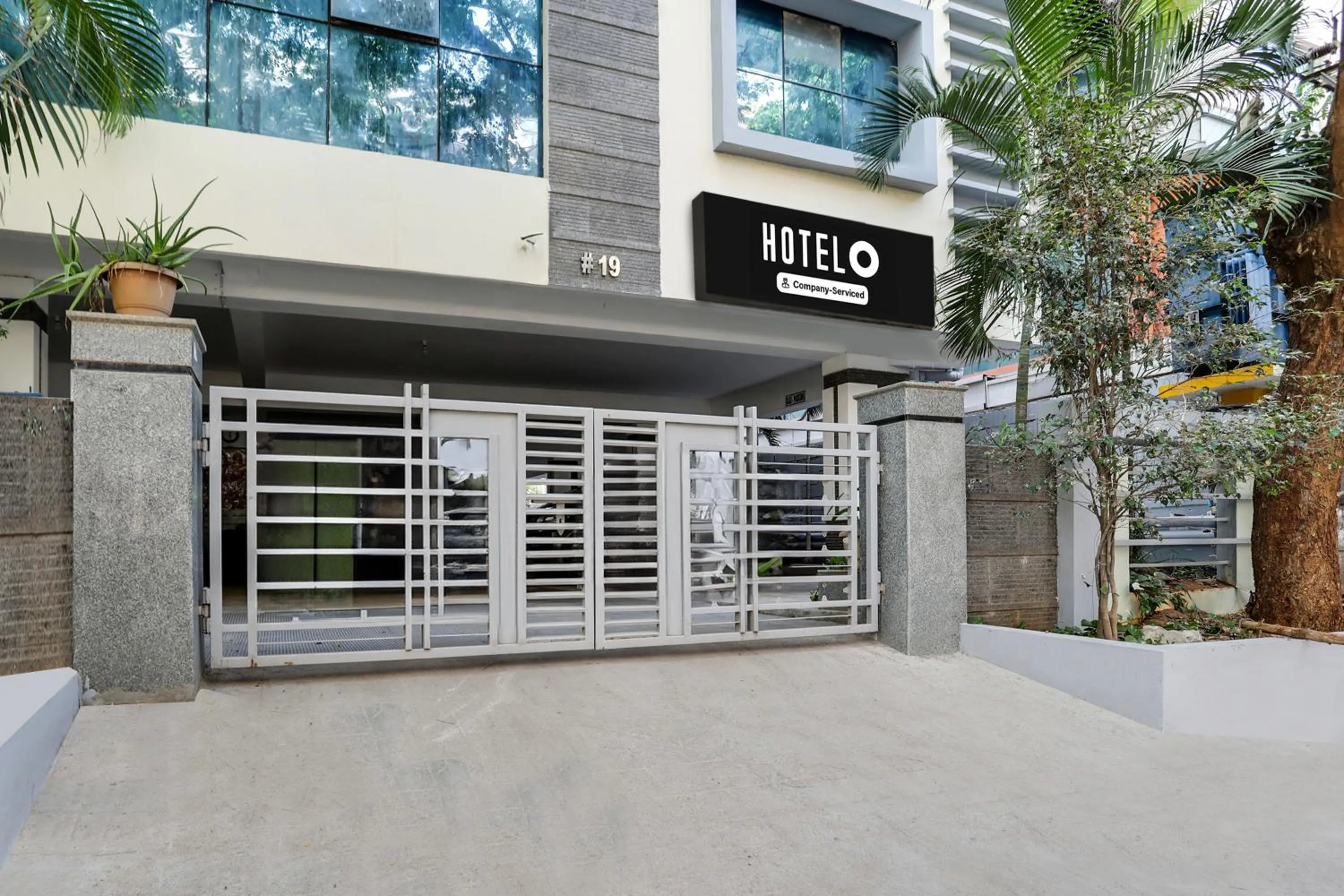 Facade/entrance in Super Hotel O Madhapur VIP Hills