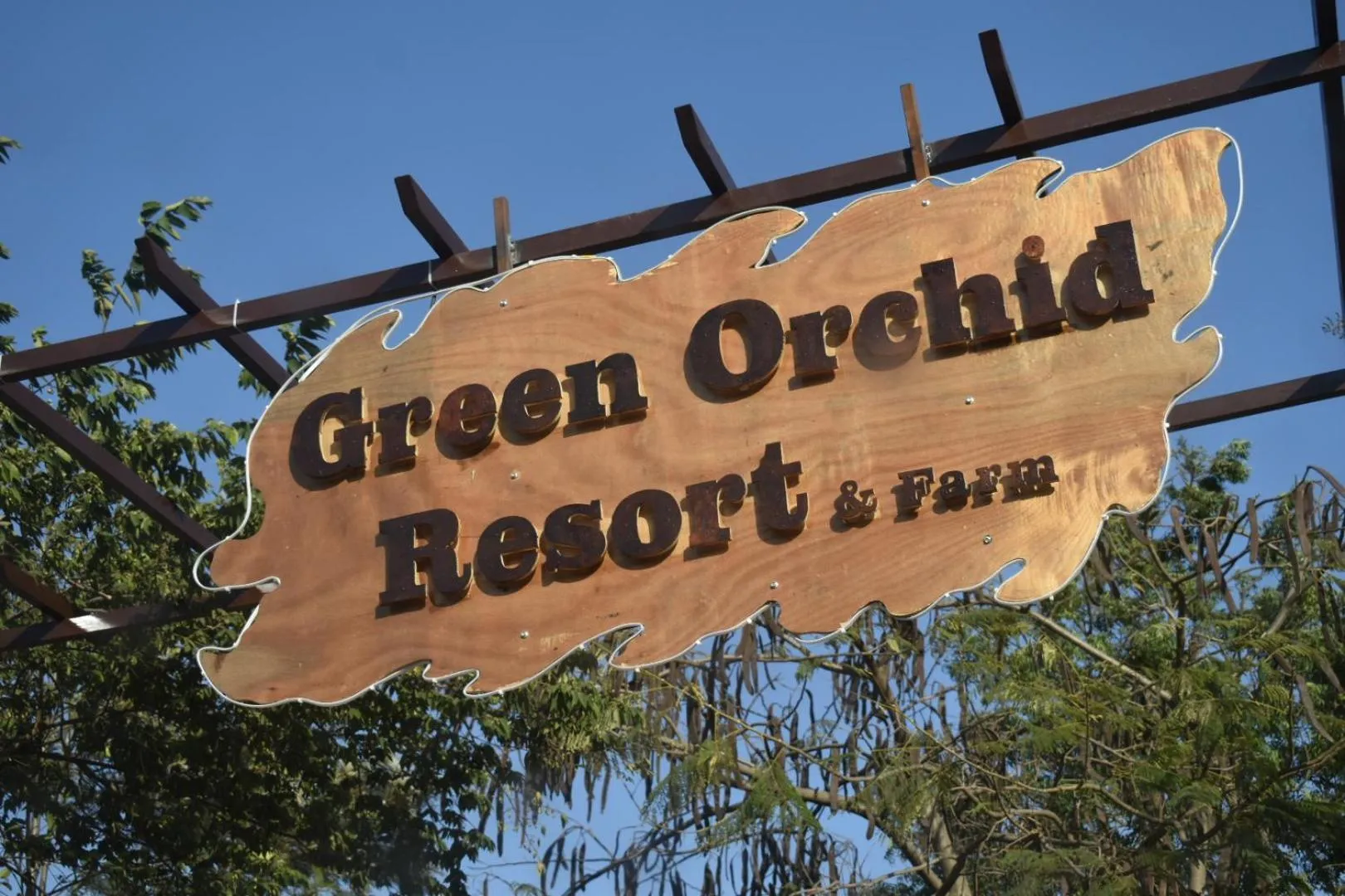 Text overlay in Green Orchid Resort And Farm