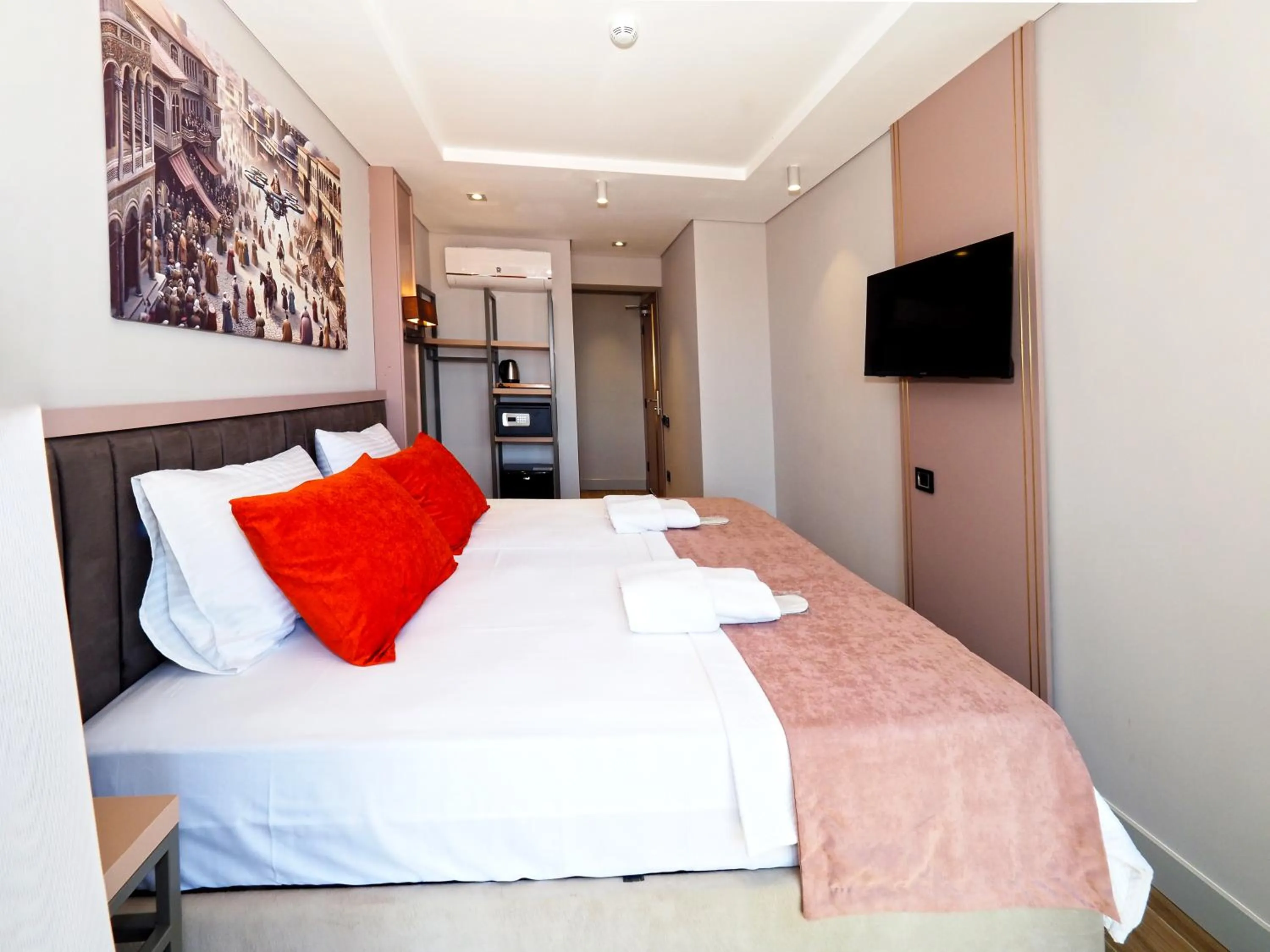 Bedroom in Premium Hotel Old City