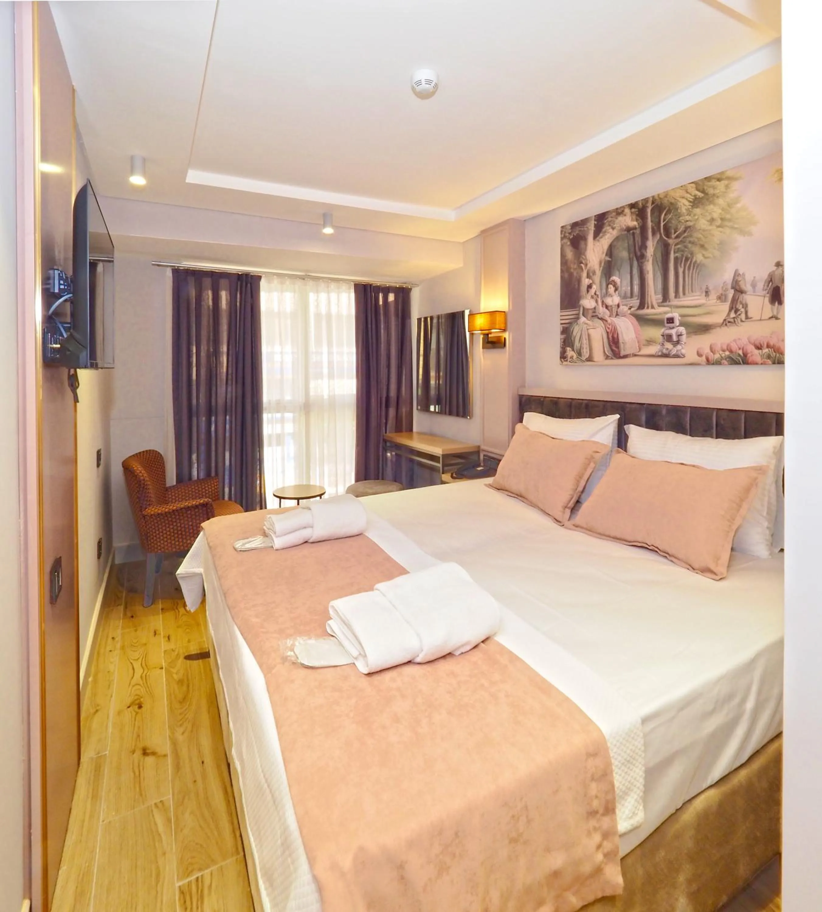 Photo of the whole room in Premium Hotel Old City