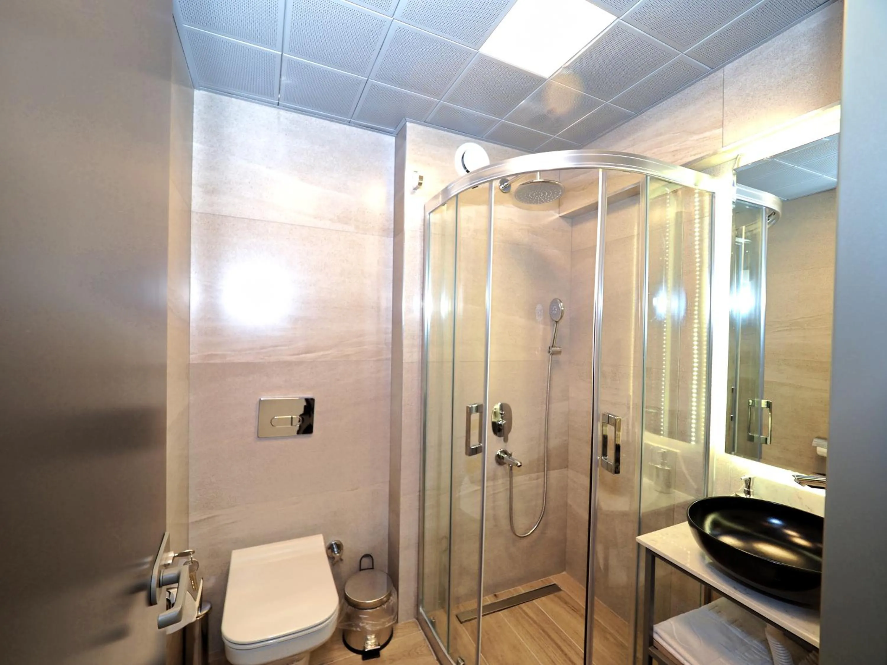 Bathroom in Premium Hotel Old City