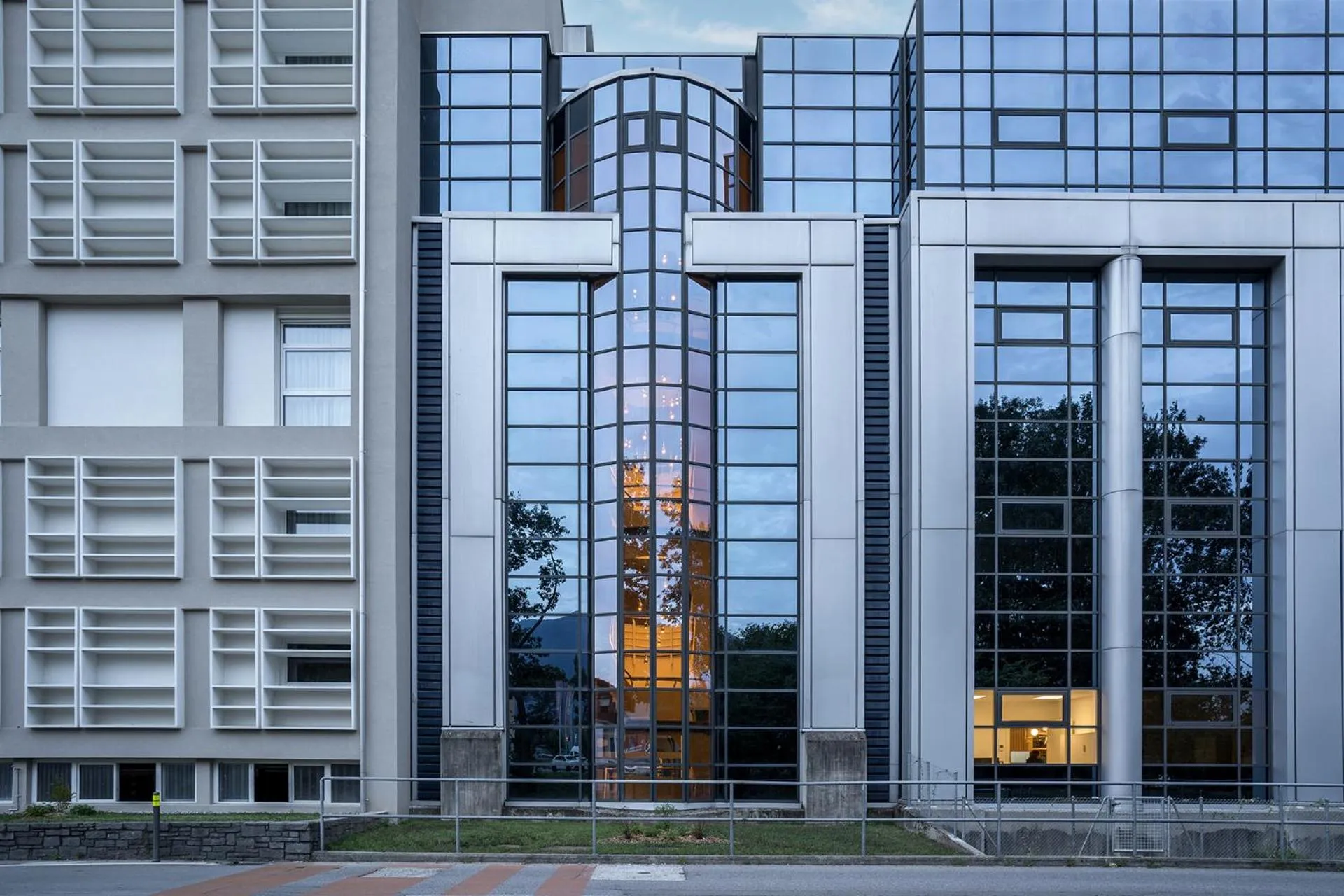 Inner courtyard view in Hampton By Hilton Locarno