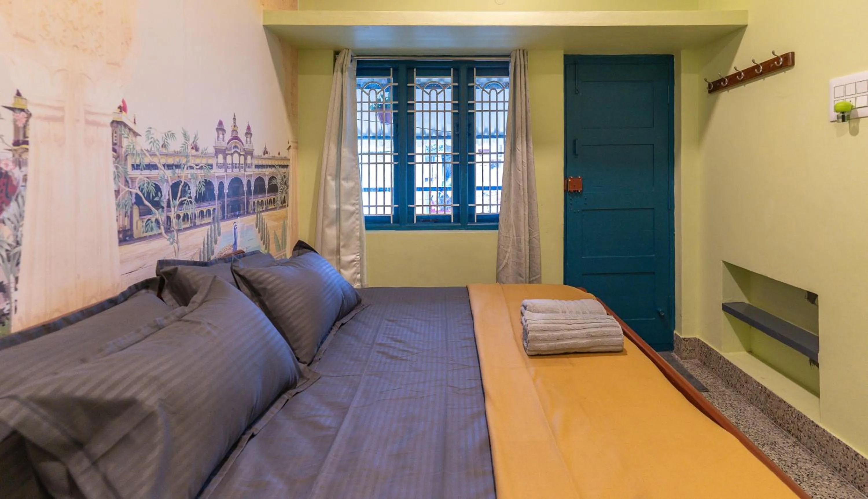 Bed in Trippr Mysuru