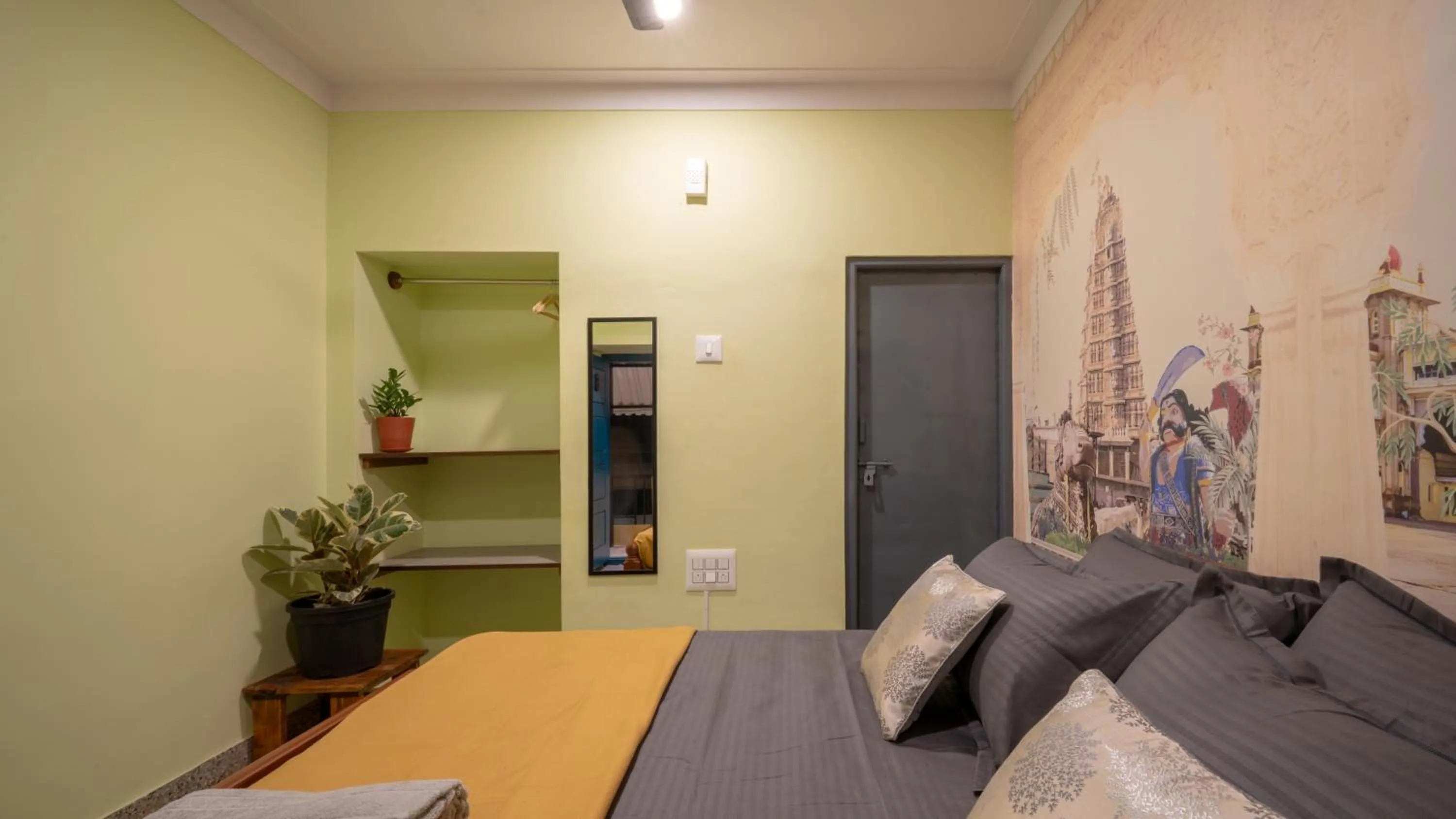 Bed in Trippr Mysuru