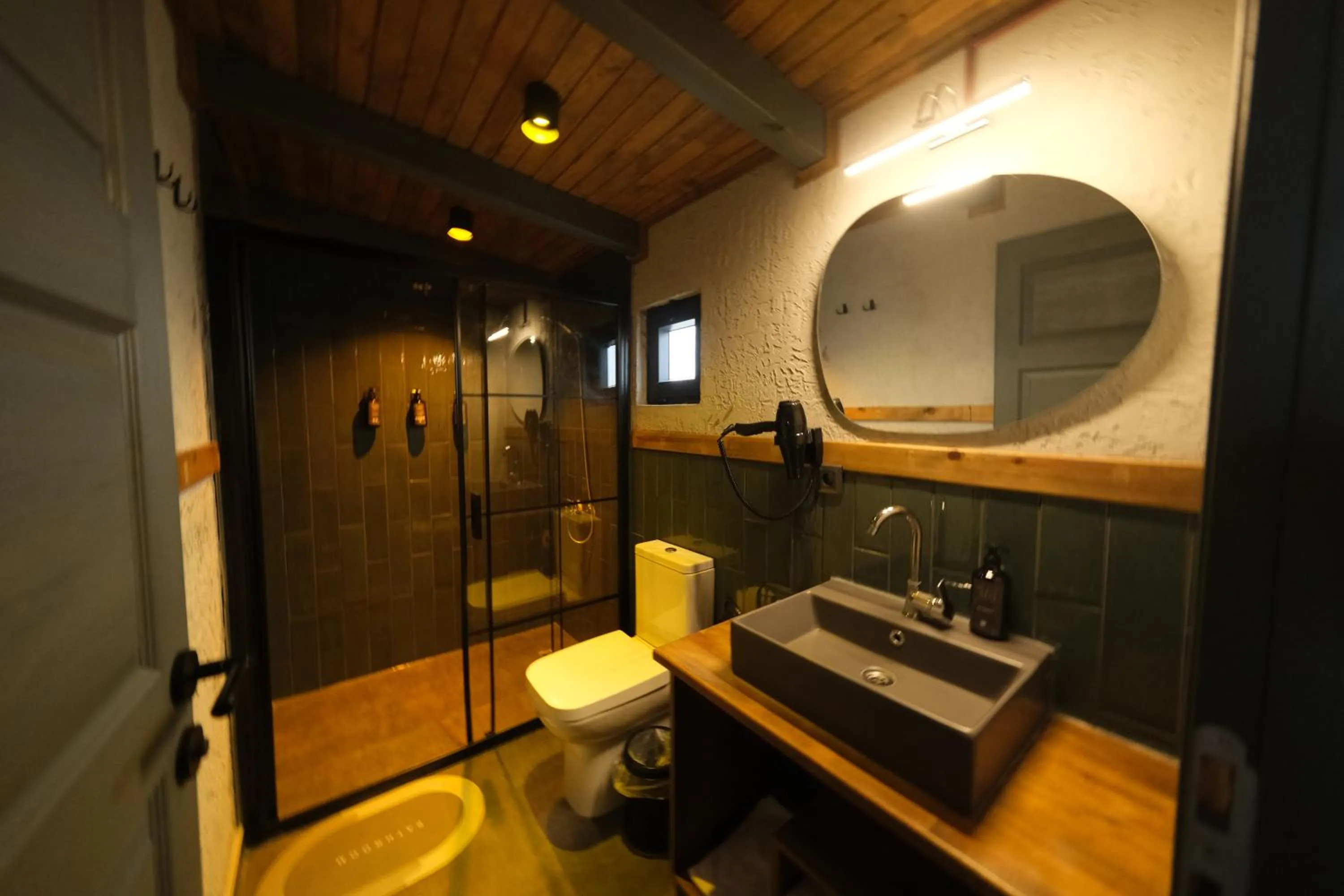 Shower in Stay in Sapanca