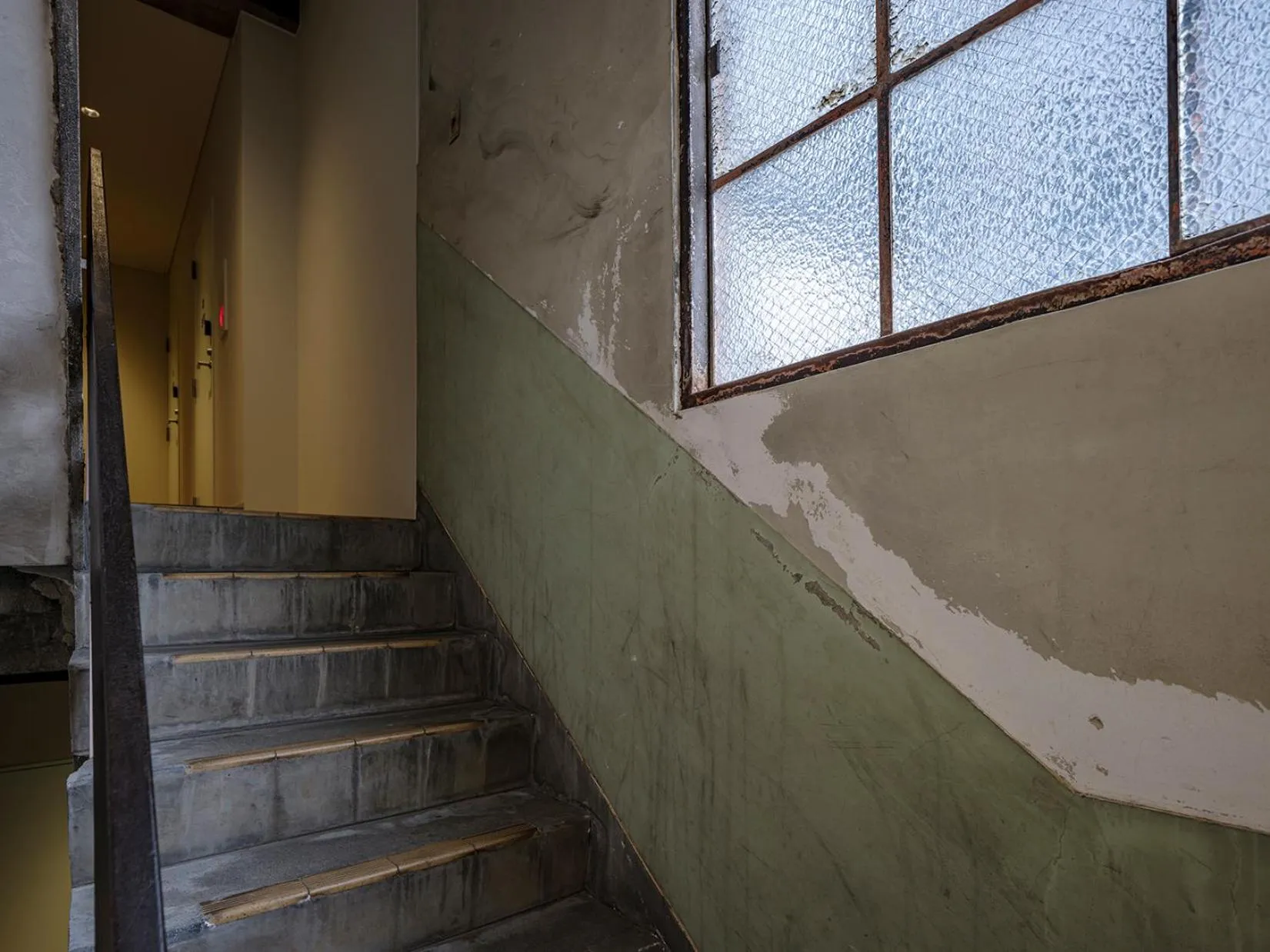 Area and facilities in Arcade Hotel