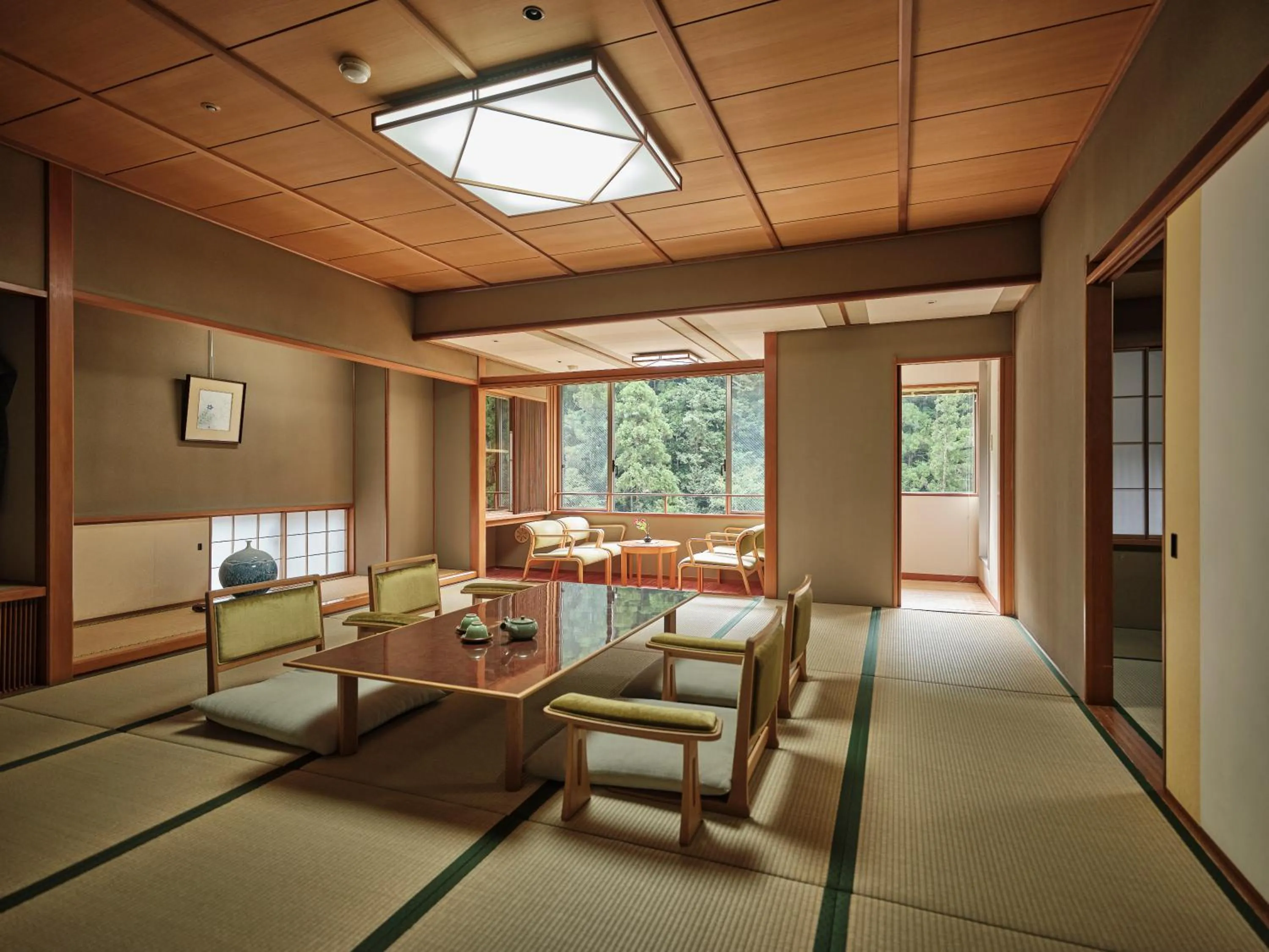 Photo of the whole room in Sansuikan Kawayu Midoriya