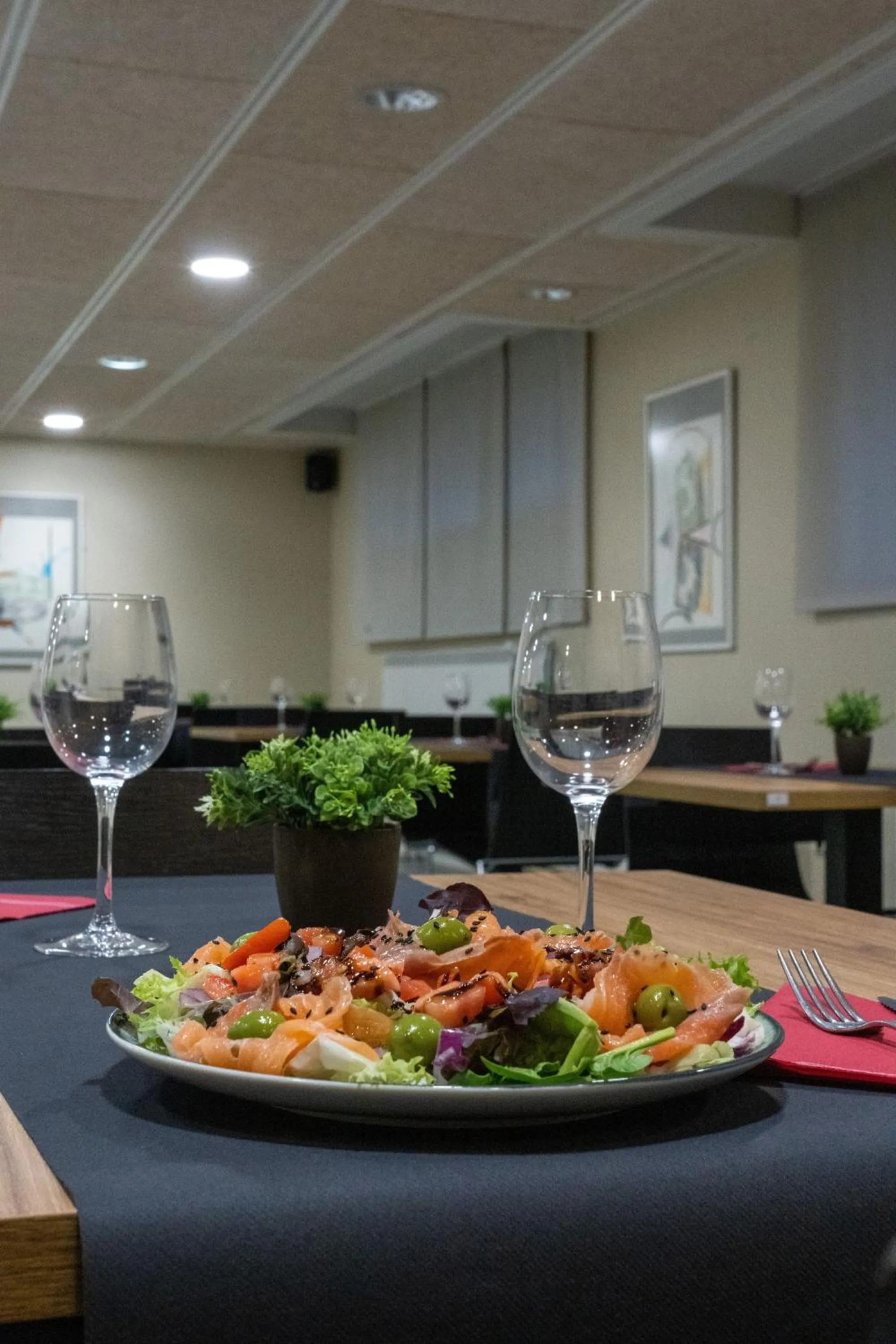 Restaurant/places to eat in Hotel y Apartamentos SNÖ Isaba