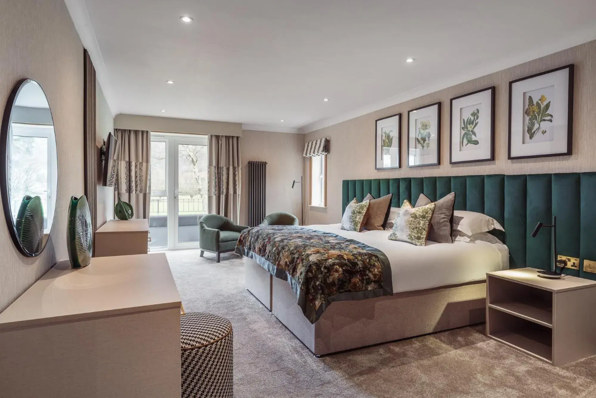 Deluxe Family Room in Borrowdale Gates Hotel Deluxe Family Room in Borrowdale Gates Hotel