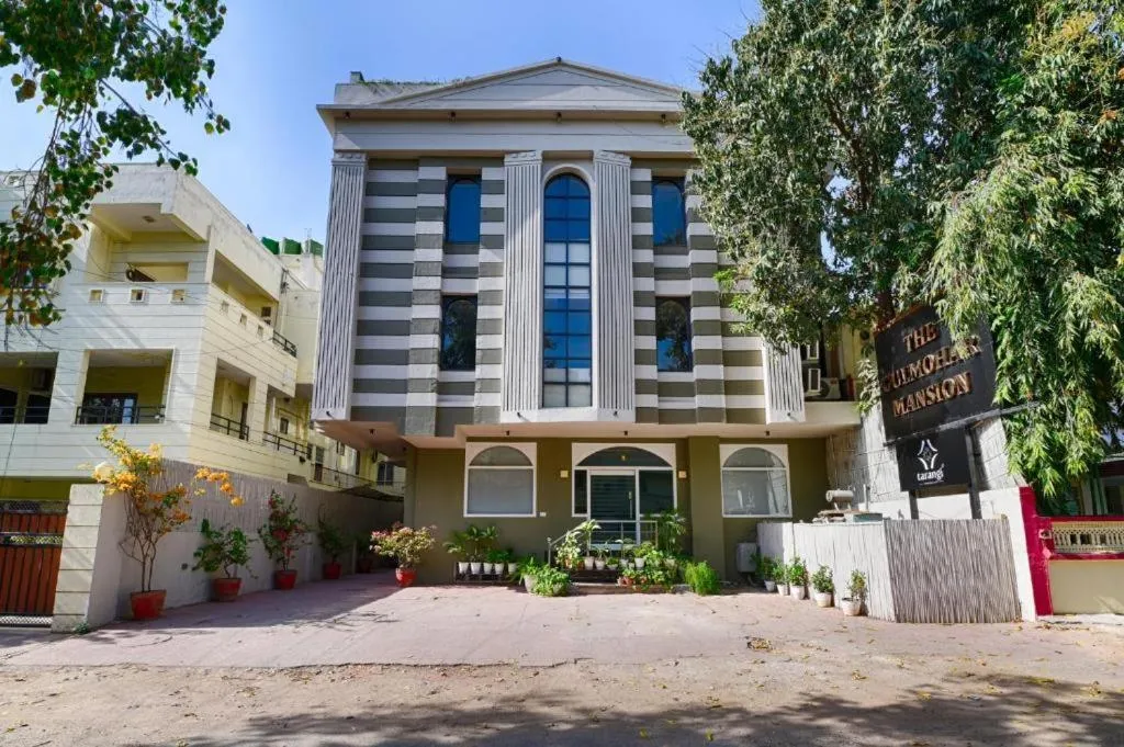 Property building in Gulmohar Mansion - A Boutique Stay