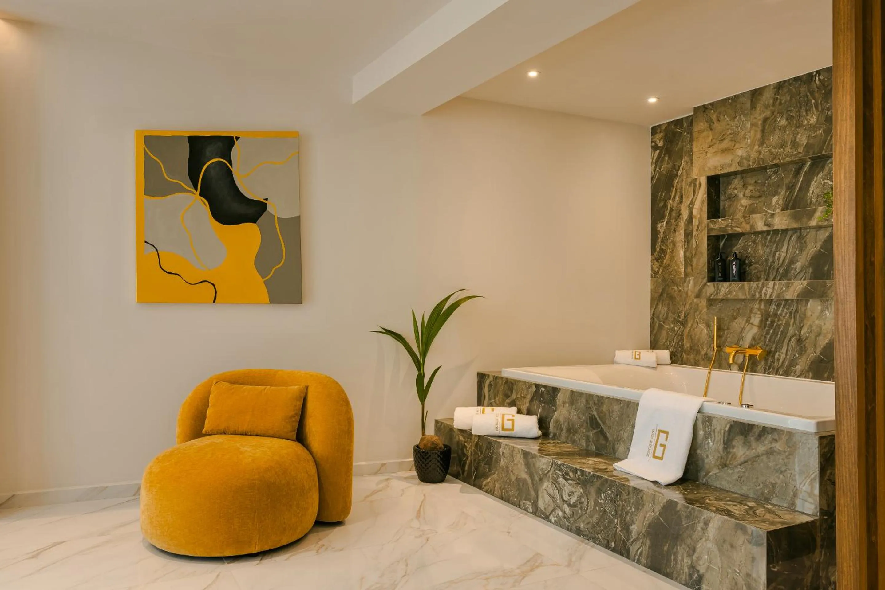 Hot Tub in G Boutique Hotel Kefalonia