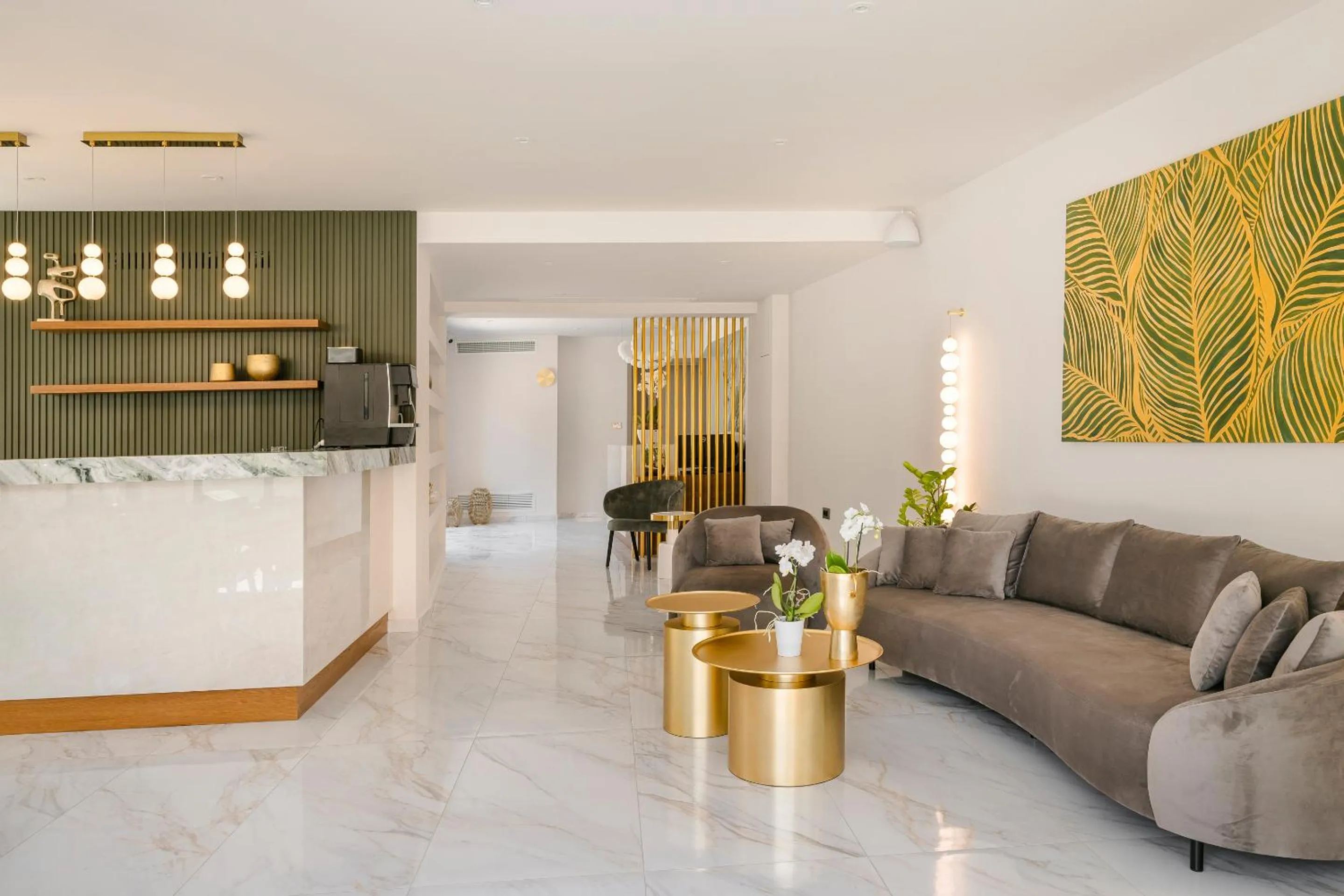 Lounge or bar in G Boutique Hotel Kefalonia