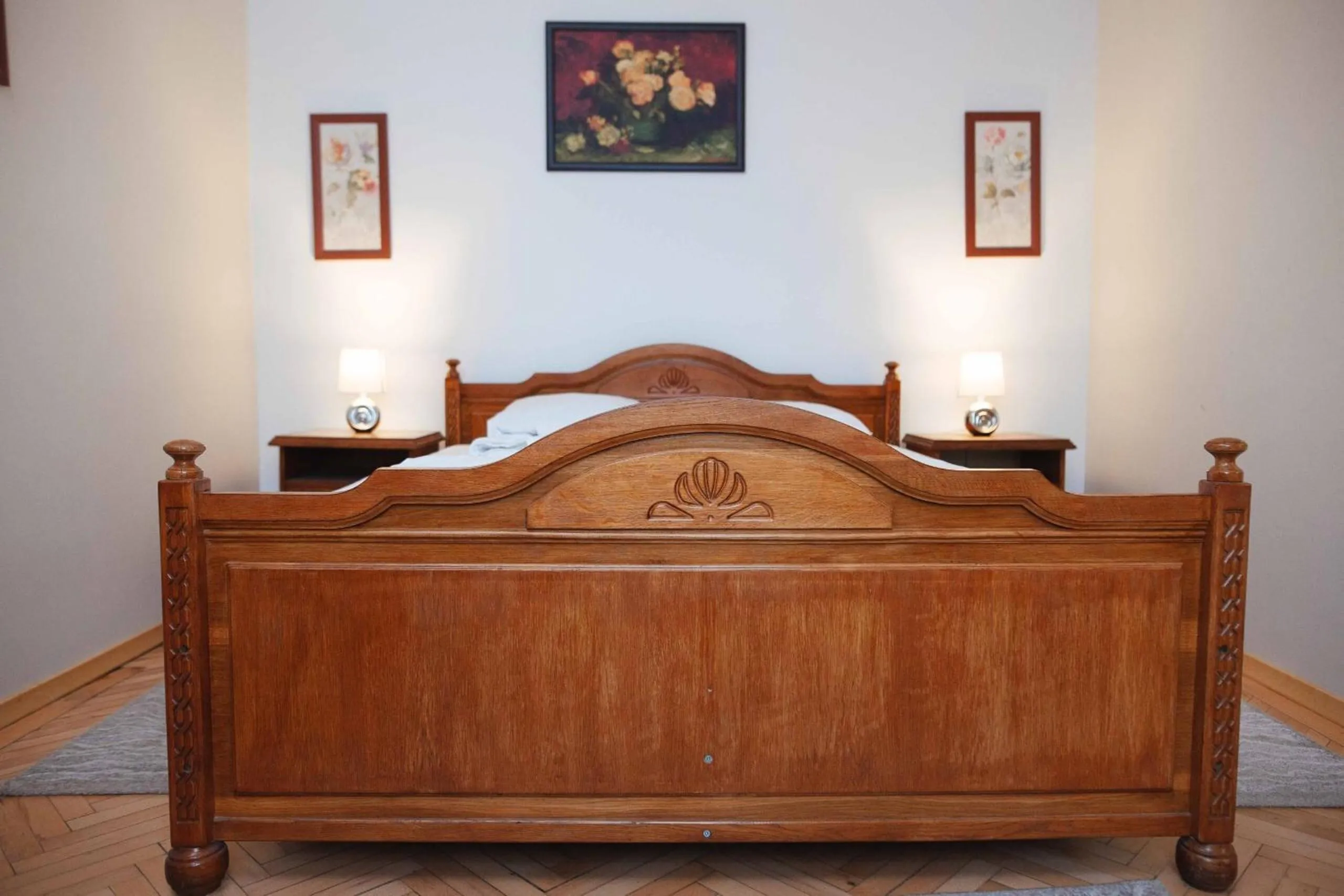 Bed in Hotel Holiday