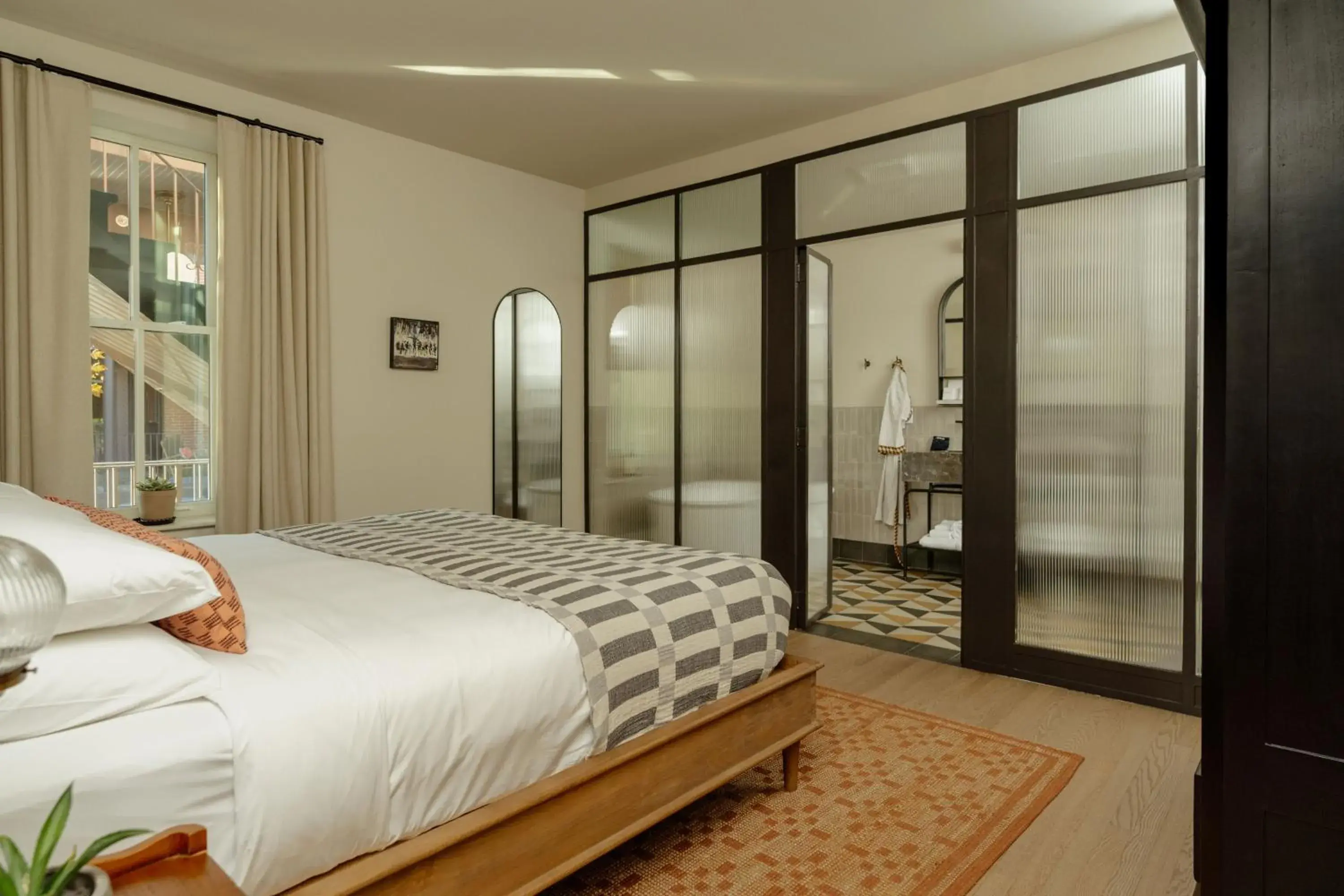 Anna and Bel Anna and Bel