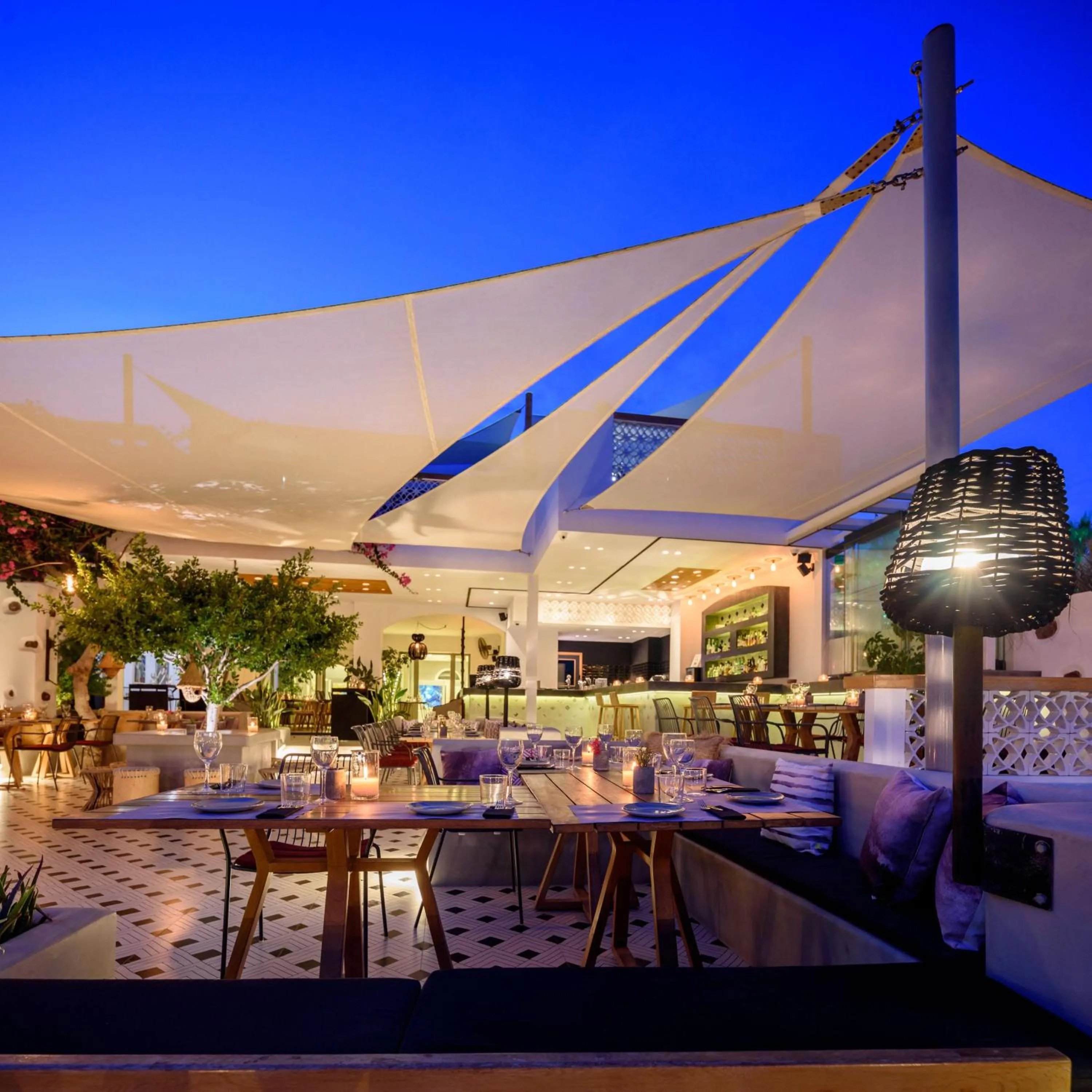 Restaurant/places to eat in Afroditi Venus Beach Resort